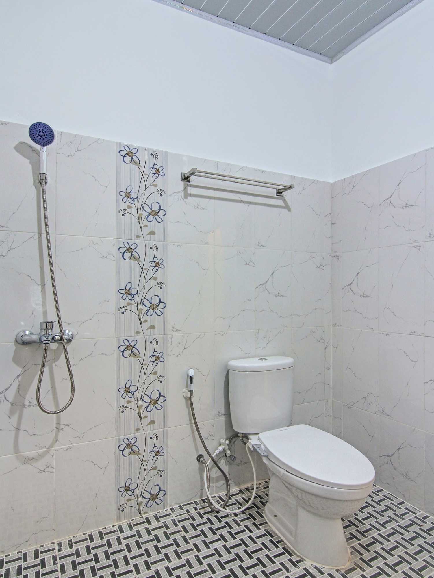 Gift card for Capital O 90643 Suri Guest House Syariah