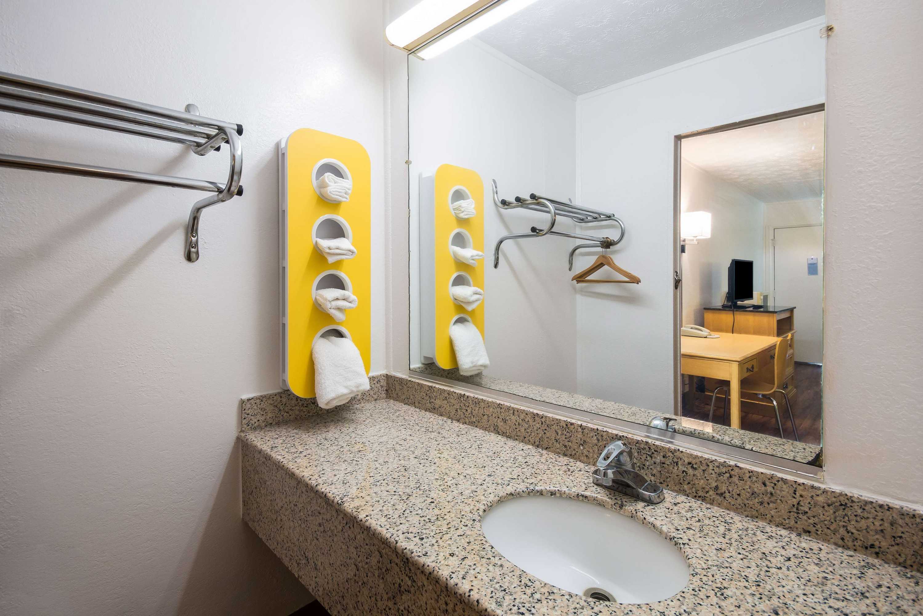 Gift card for Motel 6 Parkersburg, WV