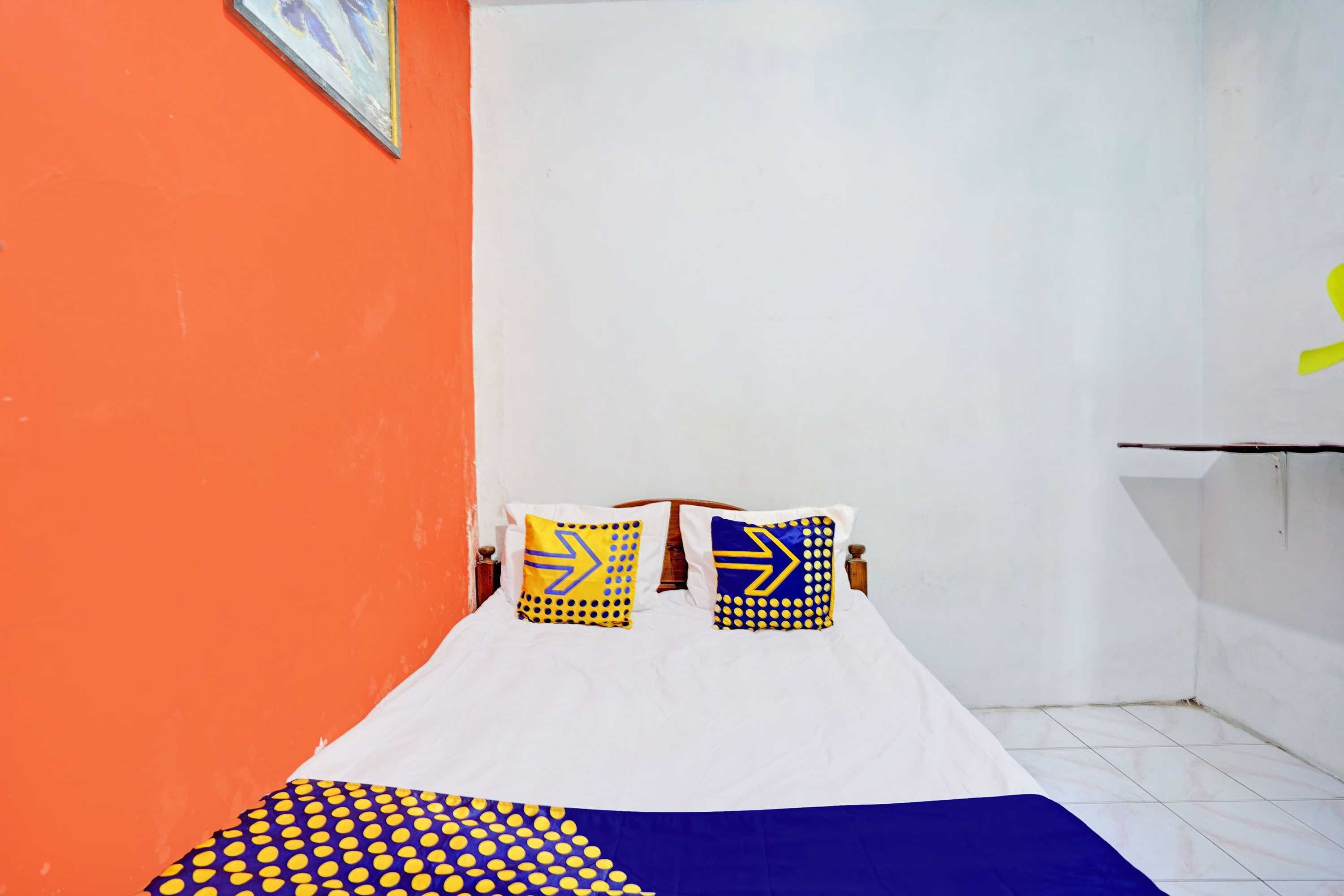Gift card for Oyo Life 92921 Omaya Kost Syariah Gift card for Oyo Life 92921 Omaya Kost Syariah
