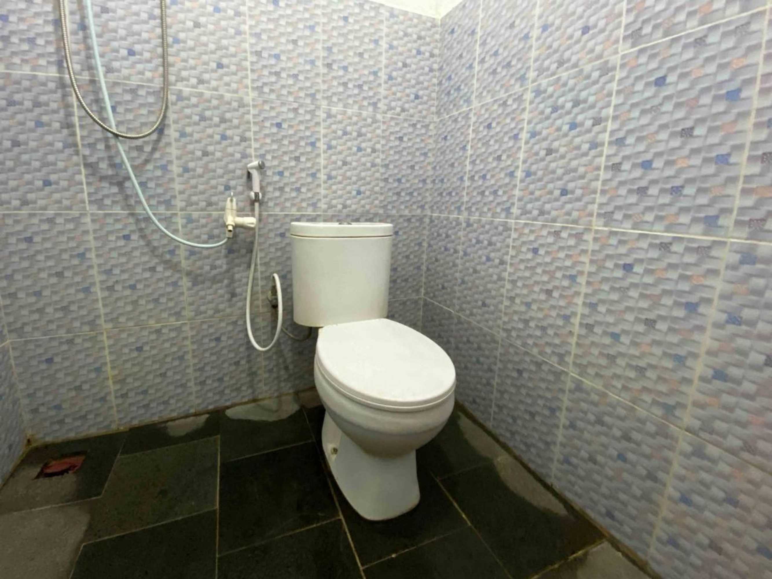 Gift card for Guest House Hj Muriyah Syariah Slawi Mitra Reddoorz