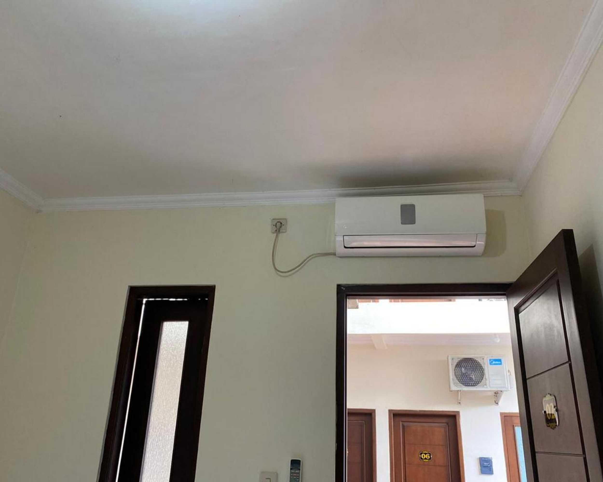 Gift card for Jatiwinangun Homestay Near Gor Satria Purwoketo Mitra Reddoorz Gift card for Jatiwinangun Homestay Near Gor Satria Purwoketo Mitra Reddoorz
