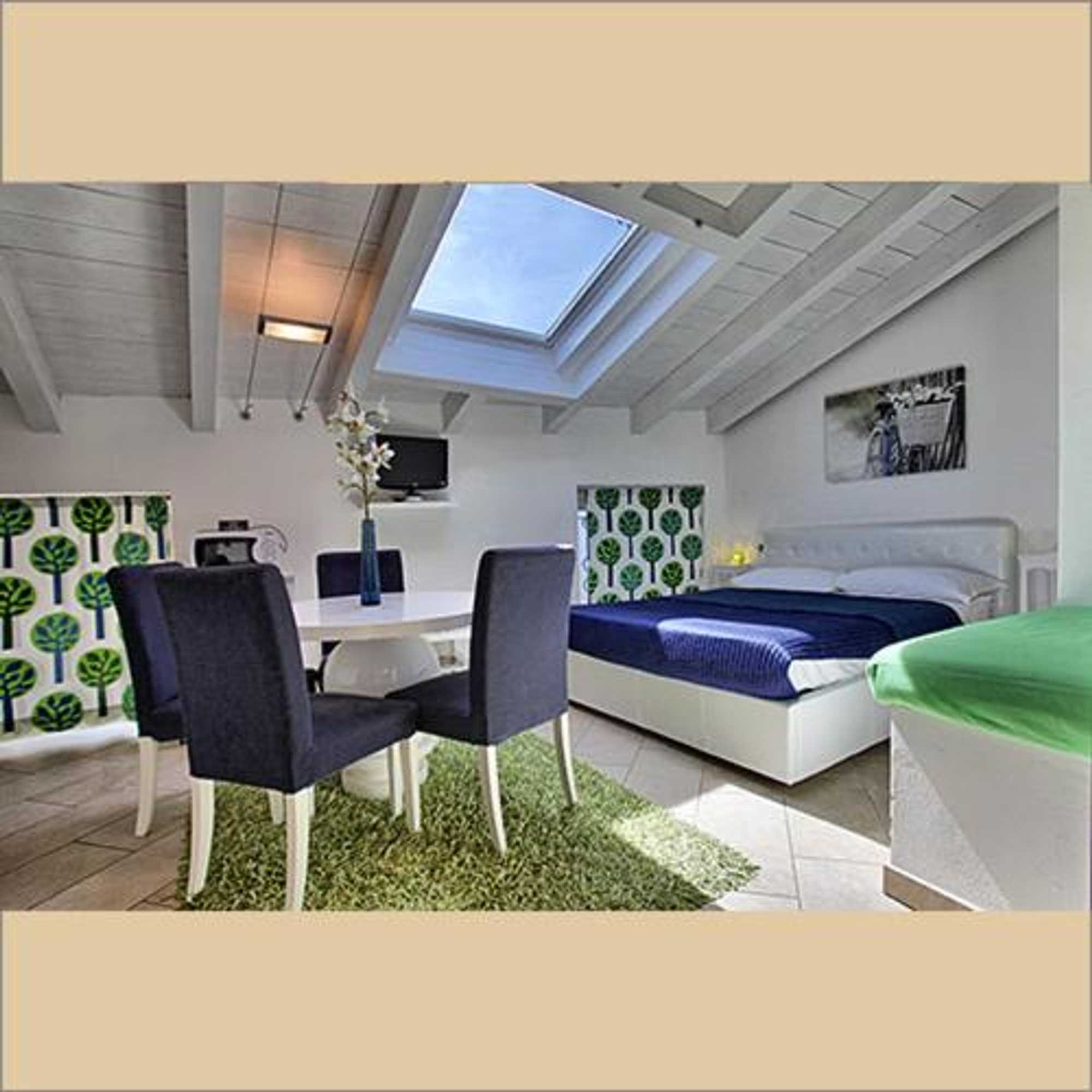 Gift card for Villa Maggie on Lake Como Gift card for Villa Maggie on Lake Como
