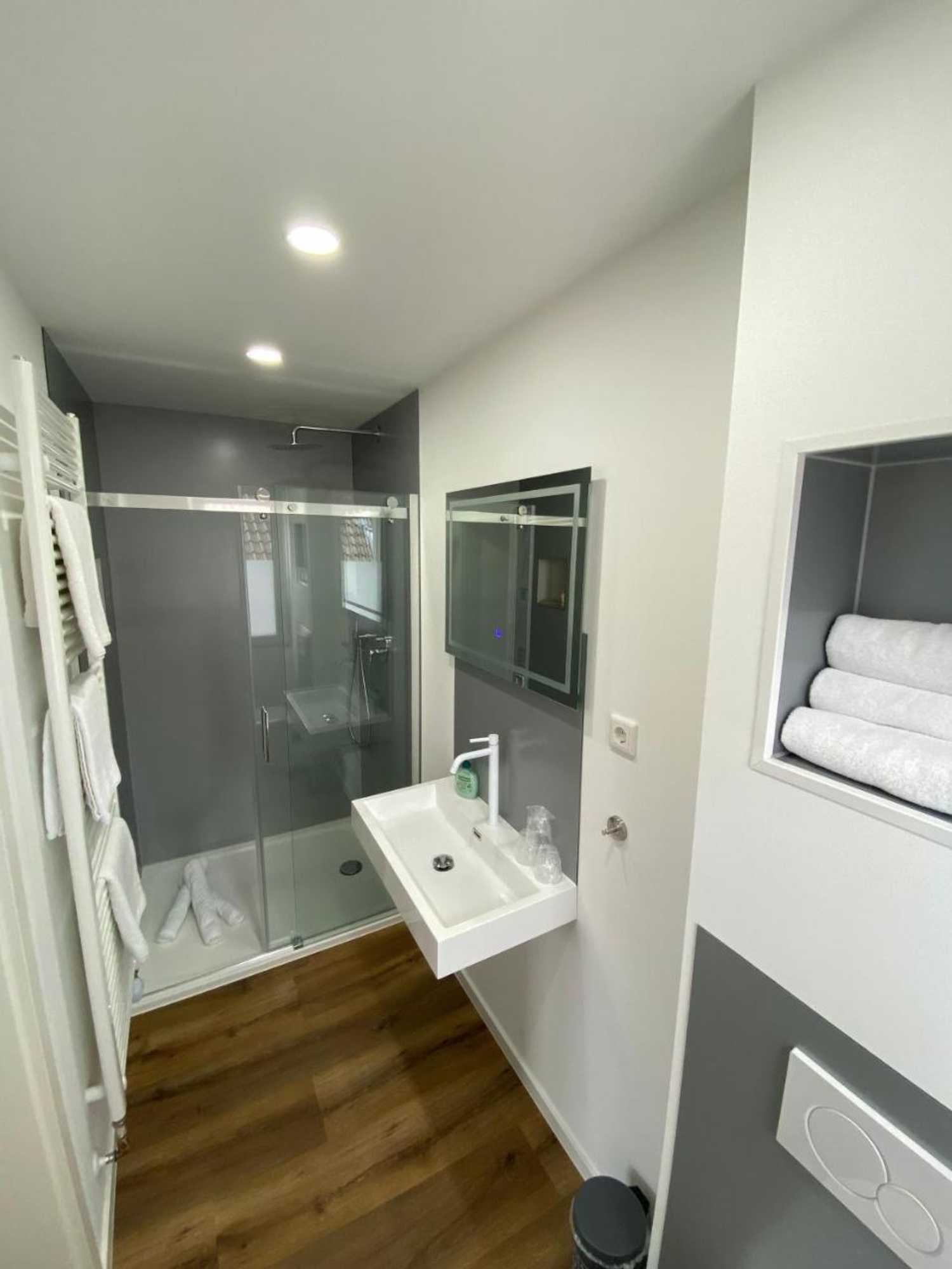 Gift card for Robrooks Hotel Garni