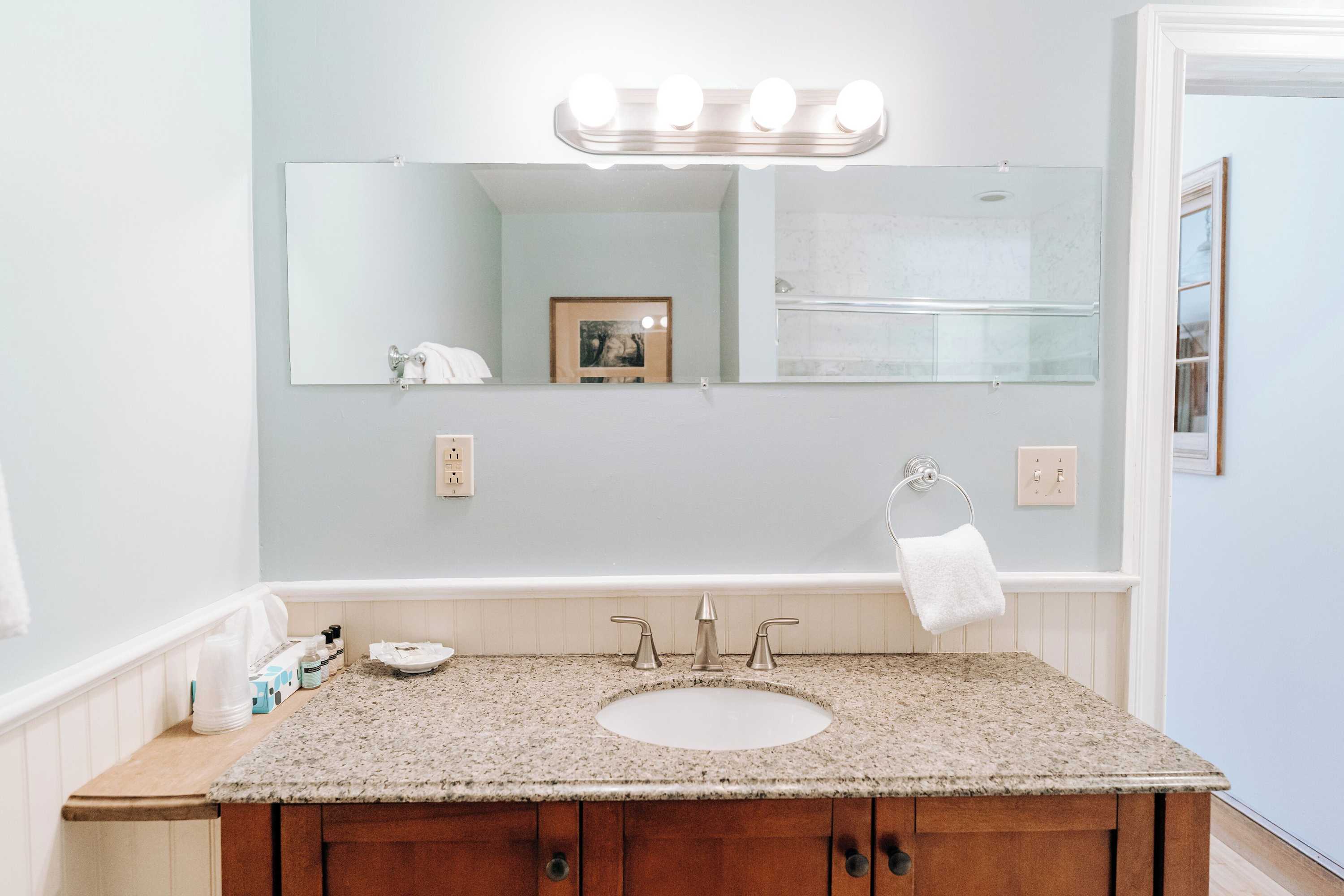 Gift card for Hollyhedge Estate