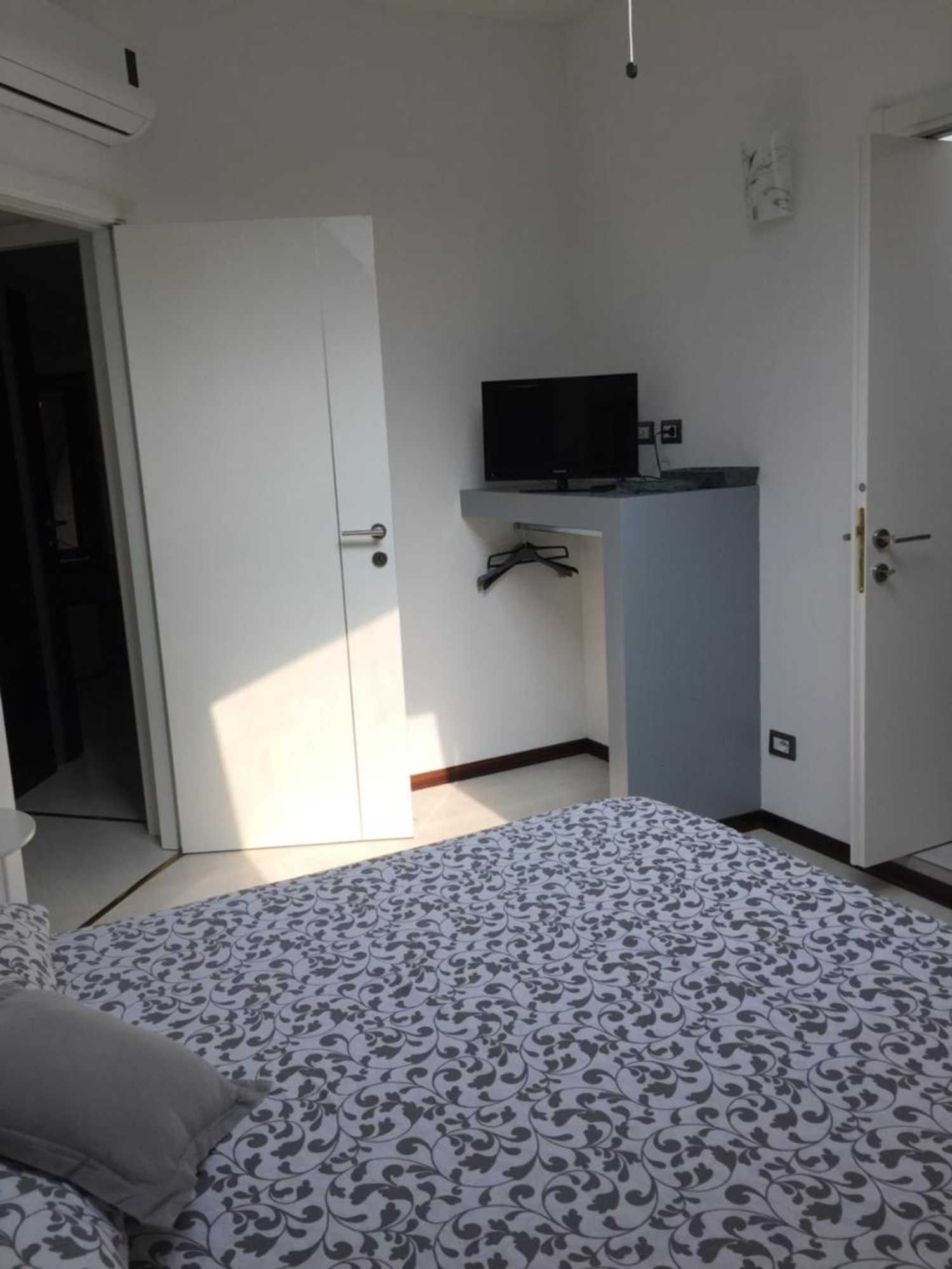 Gift card for Bella Vita Guesthouse -Parcheggio Privato Interno