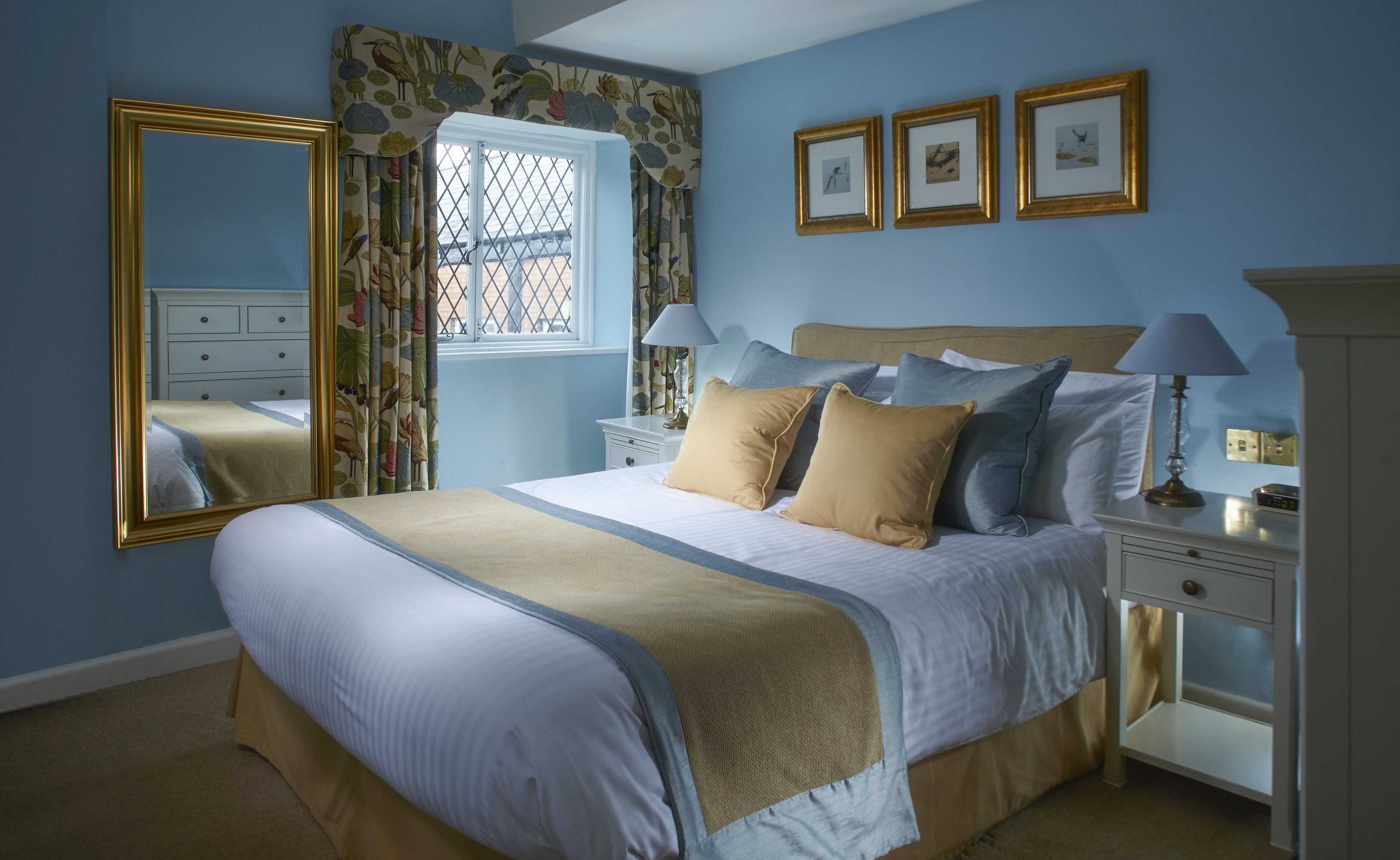 Gift card for The Swan Hotel, Wells, Somerset Gift card for The Swan Hotel, Wells, Somerset