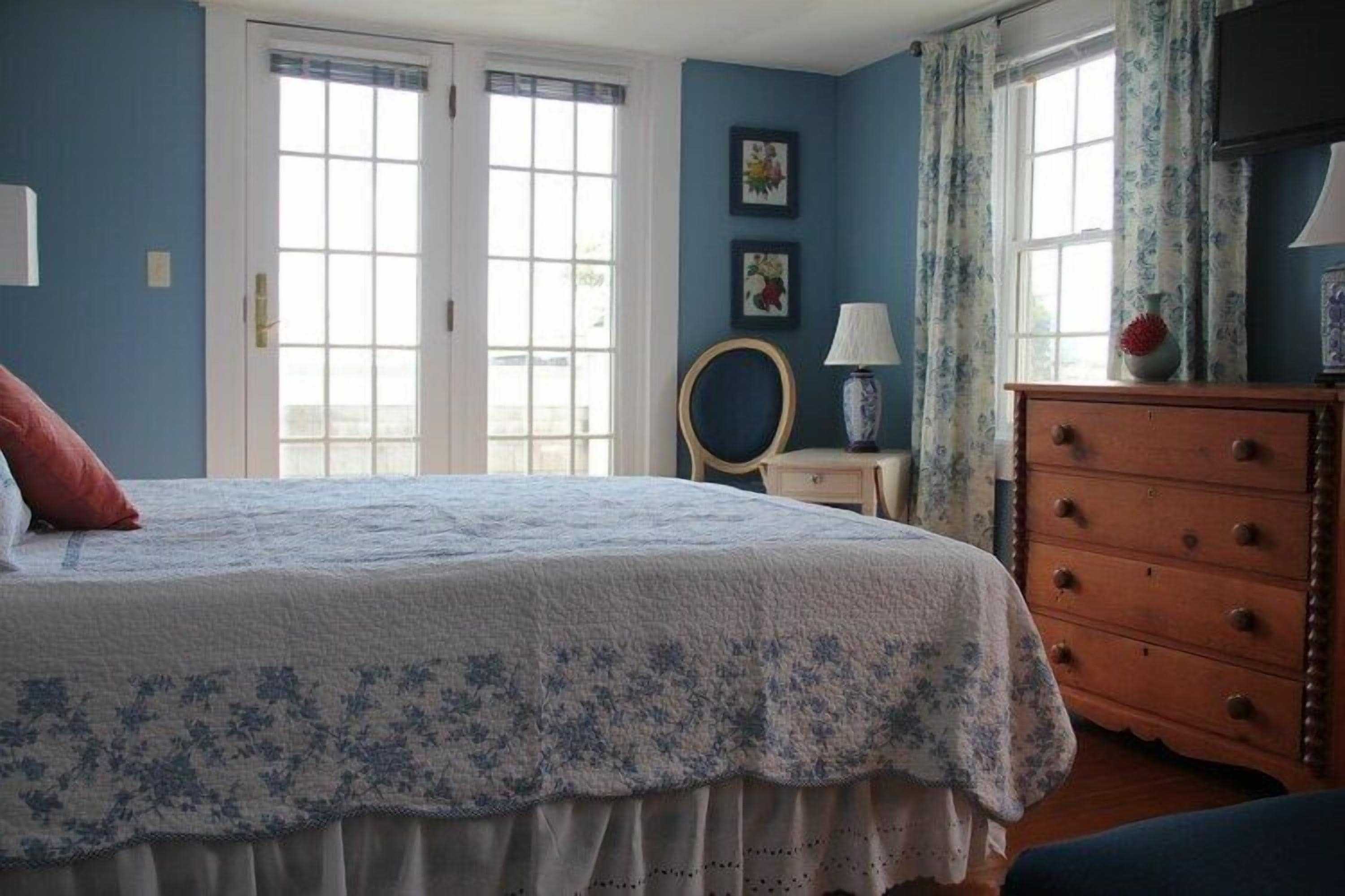 Gift card for An English Garden Bed & Breakfast Gift card for An English Garden Bed & Breakfast