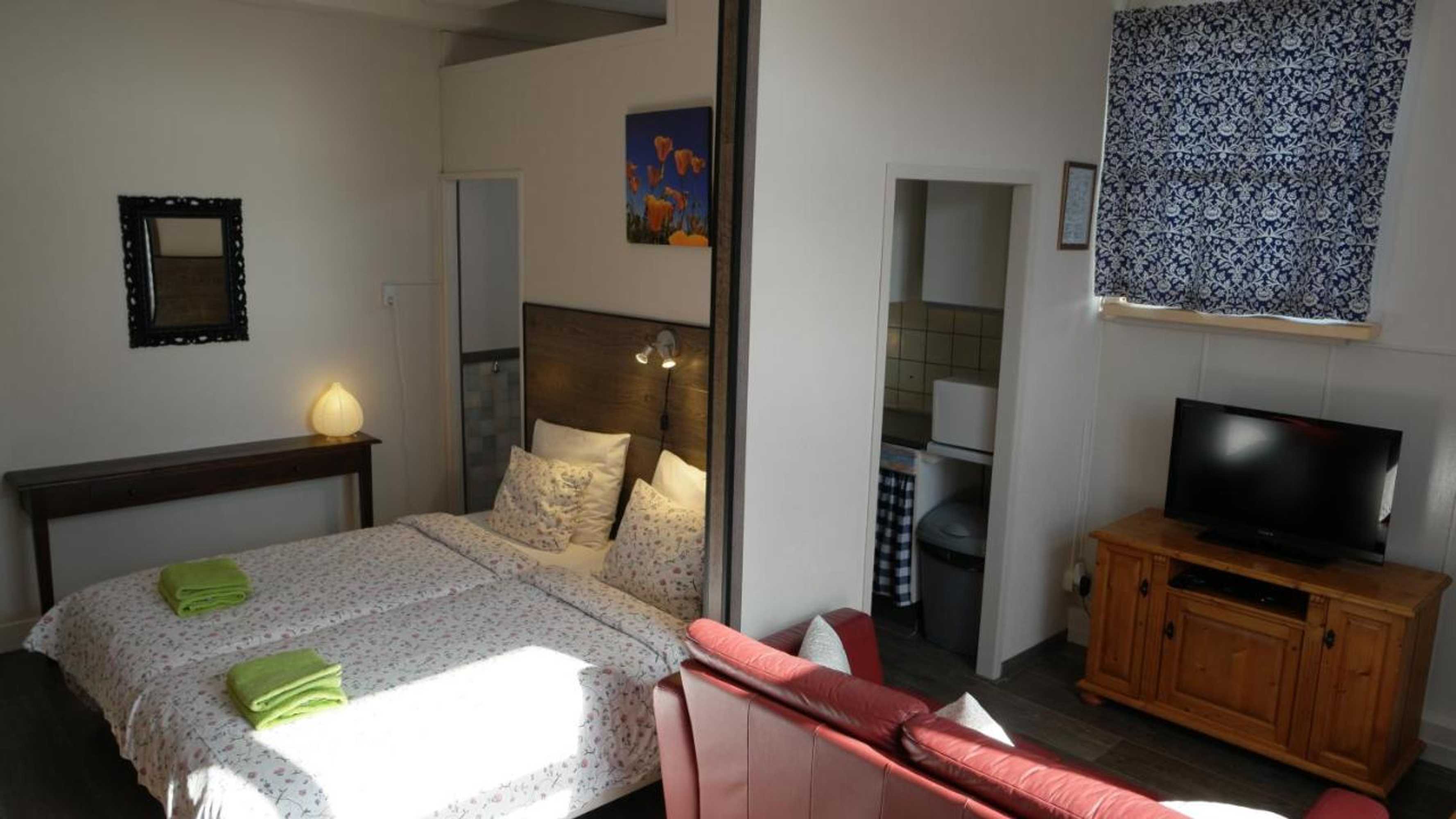 Gift card for Bed & Breakfast Prins Hendrik (zuidschermer) Gift card for Bed & Breakfast Prins Hendrik (zuidschermer)