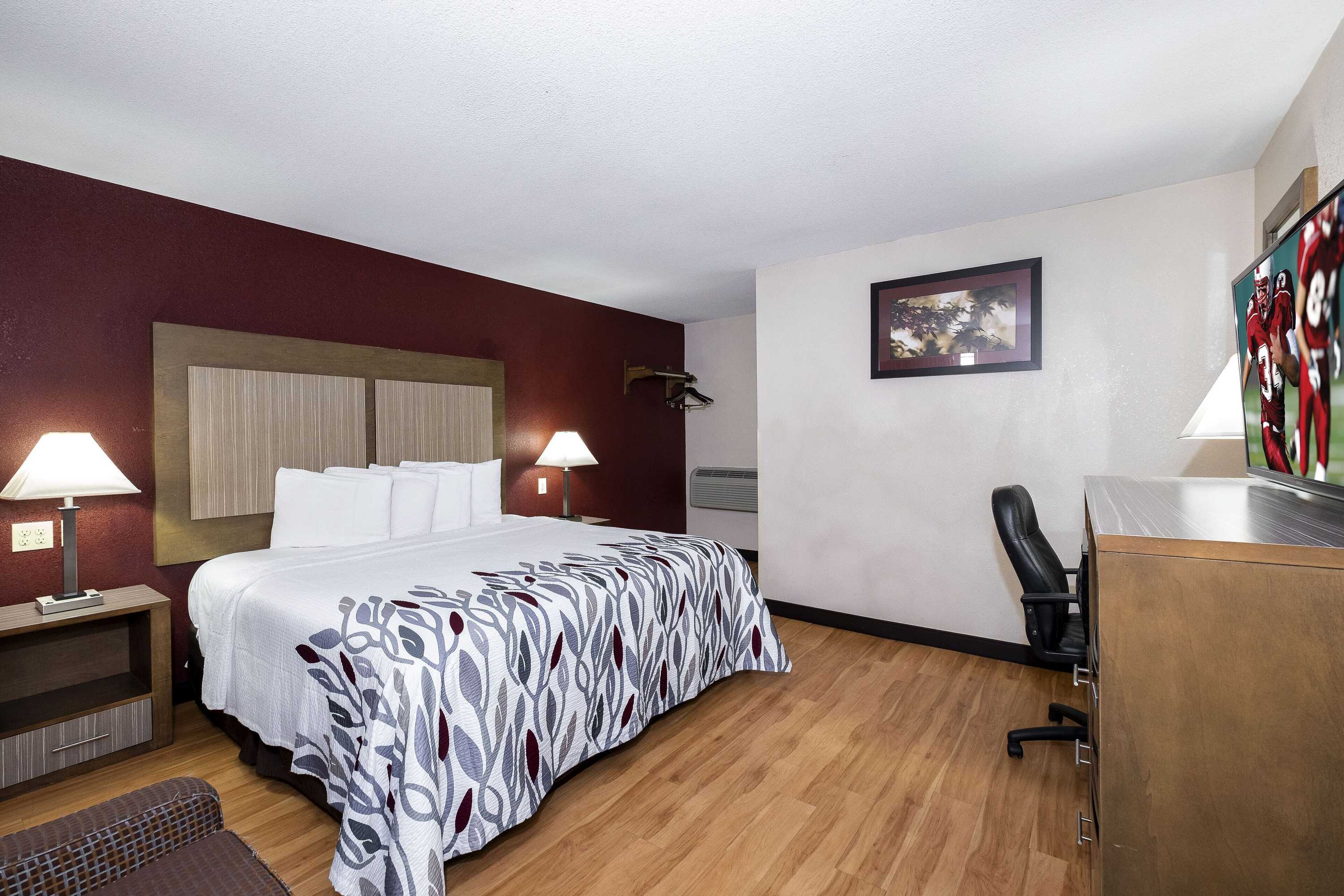 Gift card for Red Roof Inn Neptune - Jersey Shore Gift card for Red Roof Inn Neptune - Jersey Shore