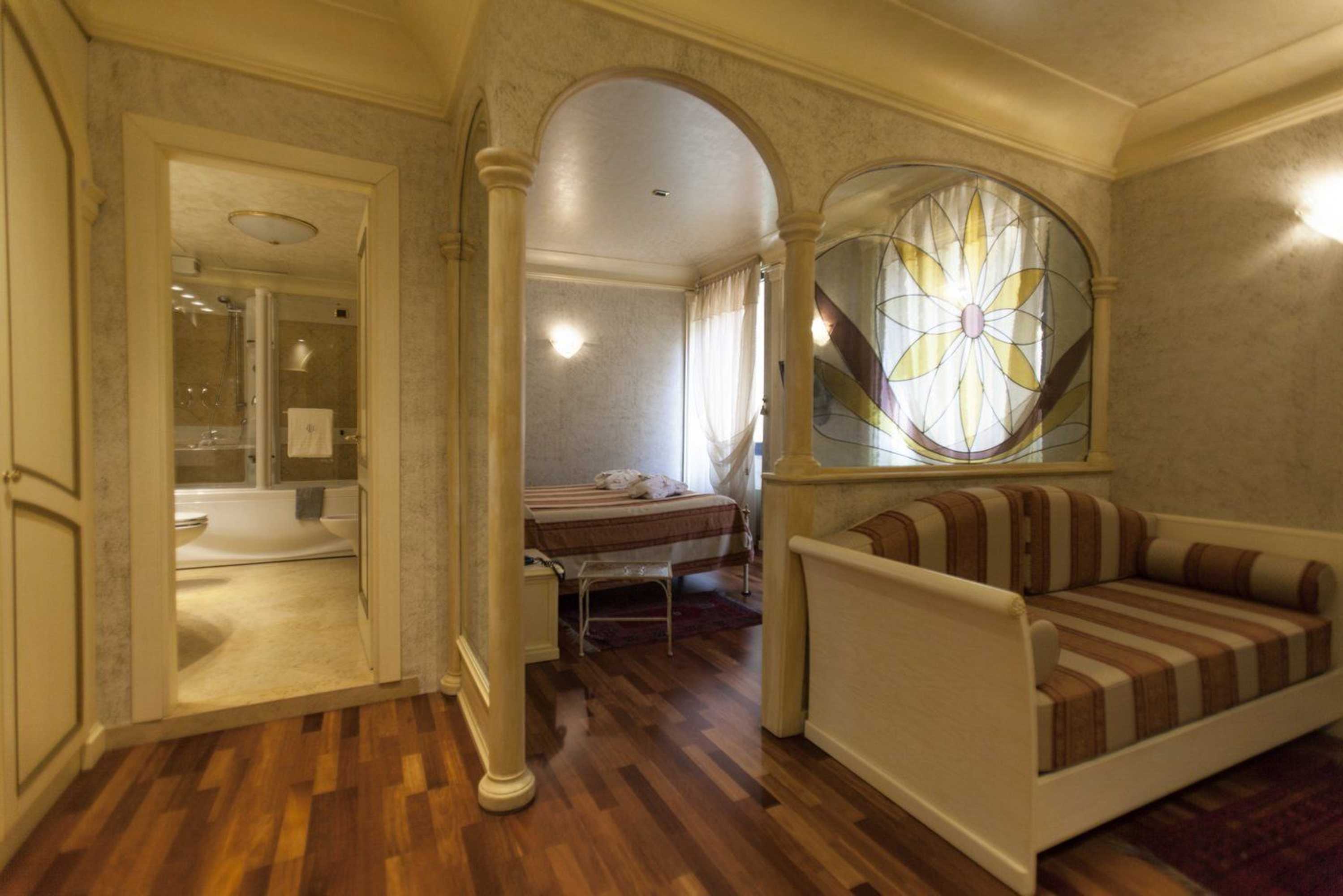 Gift card for Colomba D'oro Hotel Gift card for Colomba D'oro Hotel