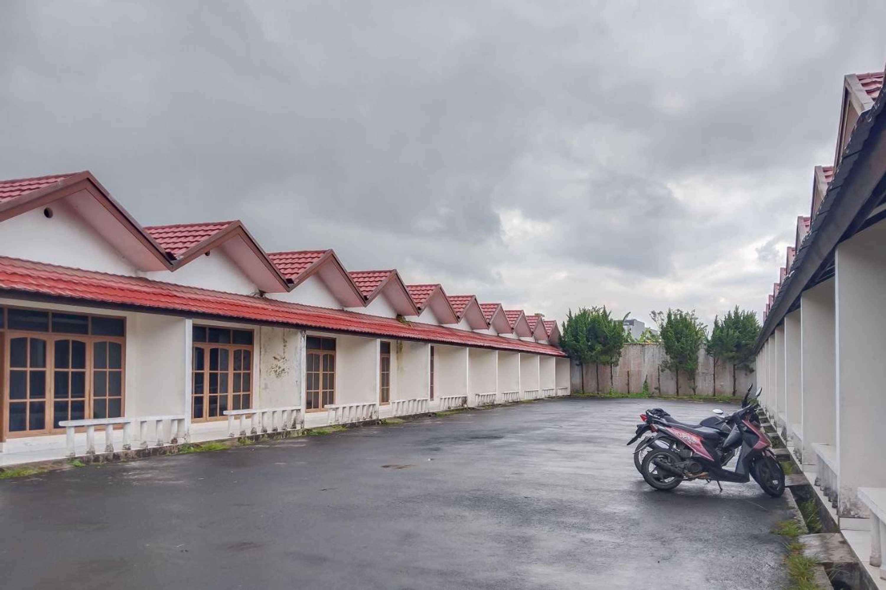 Gift card for Spot ON 2341 Hotel Padjajaran 2