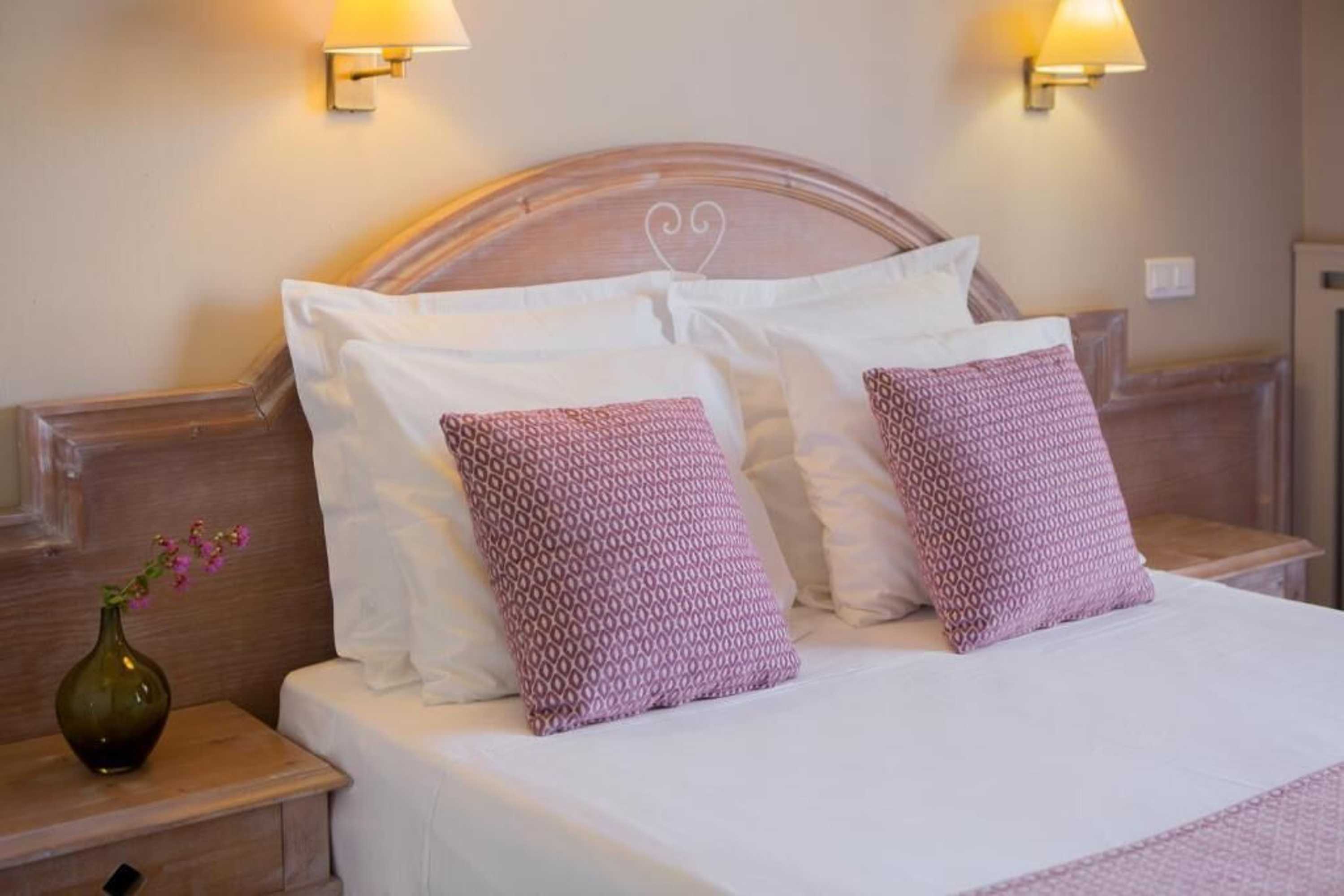Gift card for Ulvf Hôtel Castel Luberon Gift card for Ulvf Hôtel Castel Luberon