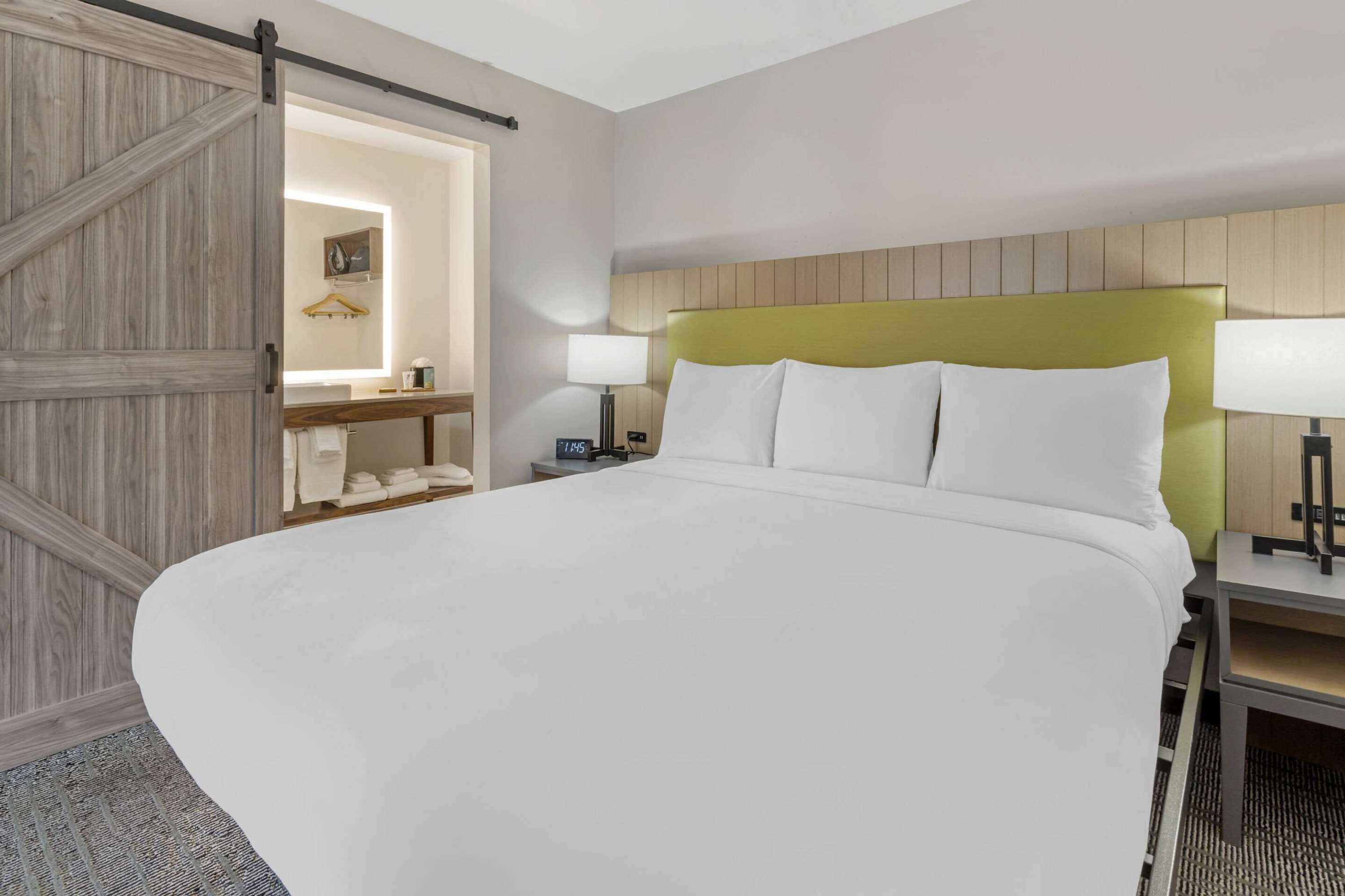 Gift card for Country Inn & Suites by Radisson, Vallejo Napa Valley, CA Gift card for Country Inn & Suites by Radisson, Vallejo Napa Valley, CA