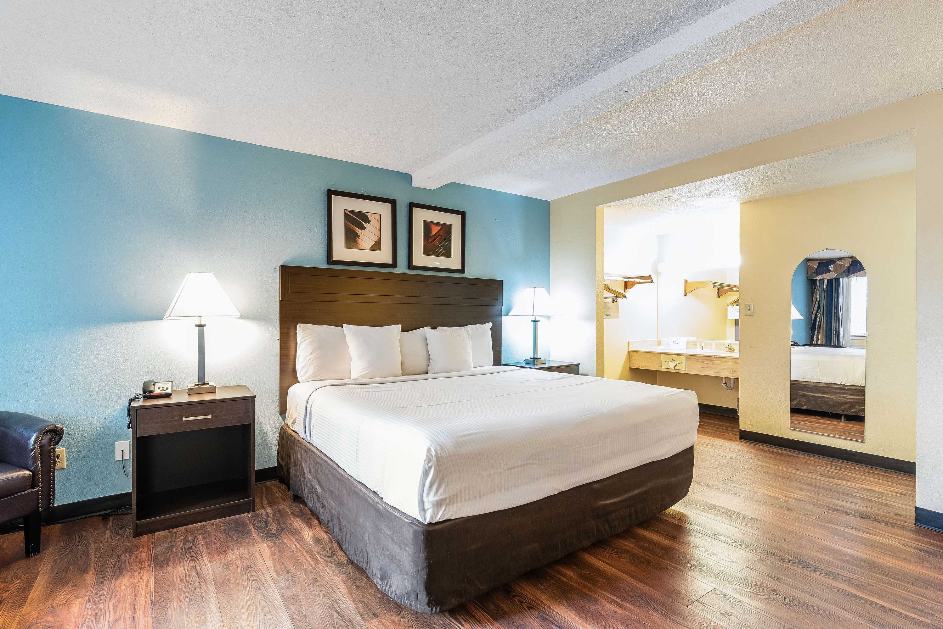 Gift card for Days Inn by Wyndham Federal Way Gift card for Days Inn by Wyndham Federal Way