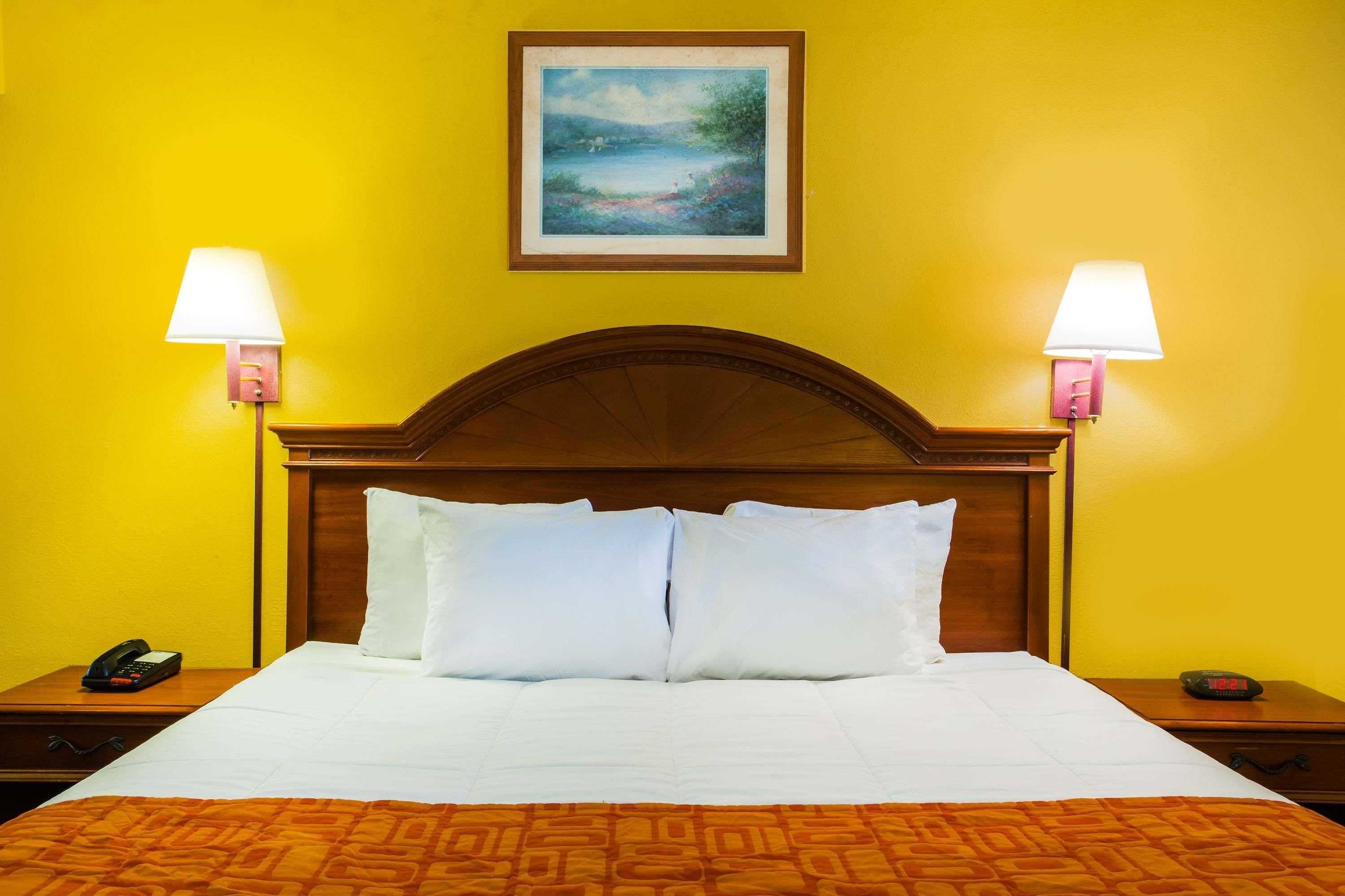 Gift card for Howard Johnson by Wyndham Panama City Gift card for Howard Johnson by Wyndham Panama City