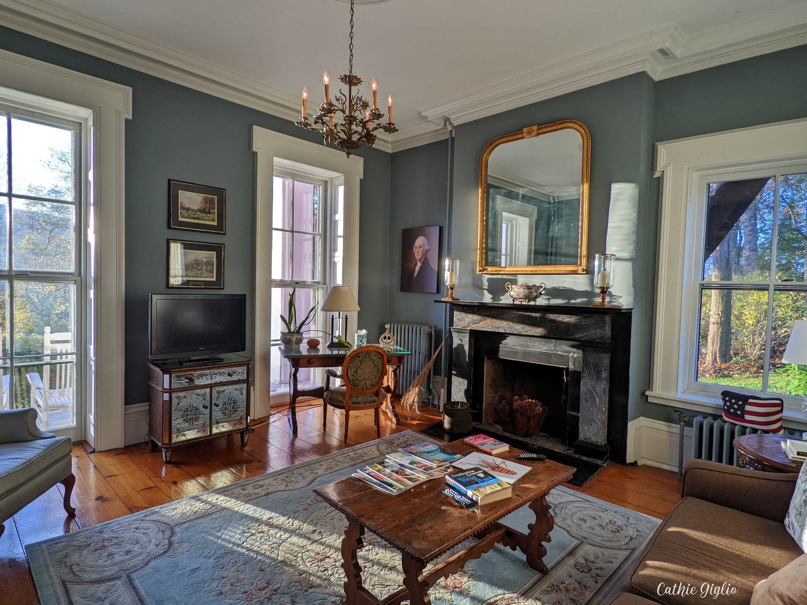 Gift card for Cromwell Manor Inn