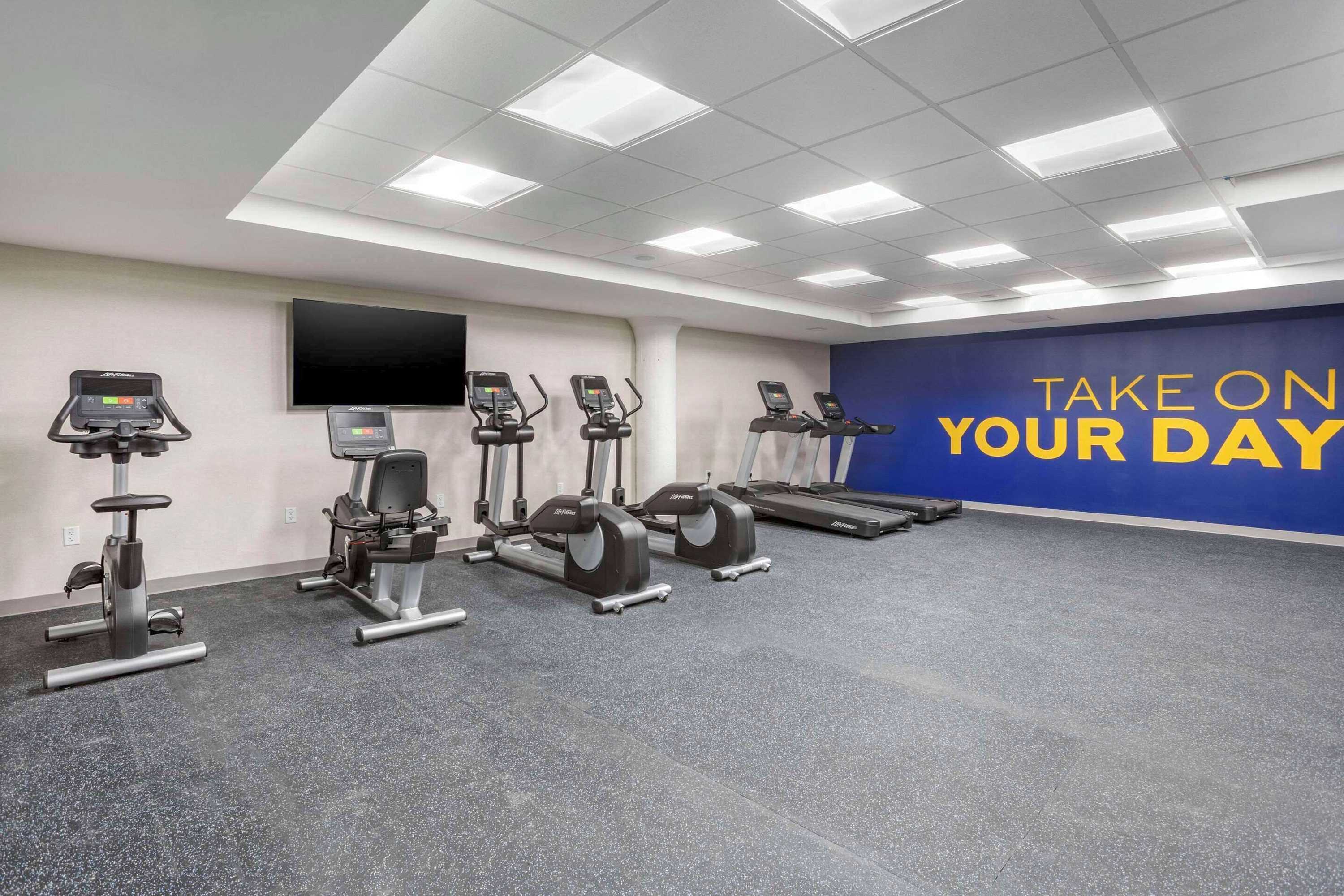 Gift card for Comfort Inn & Suites Newark Liberty International Airport Gift card for Comfort Inn & Suites Newark Liberty International Airport