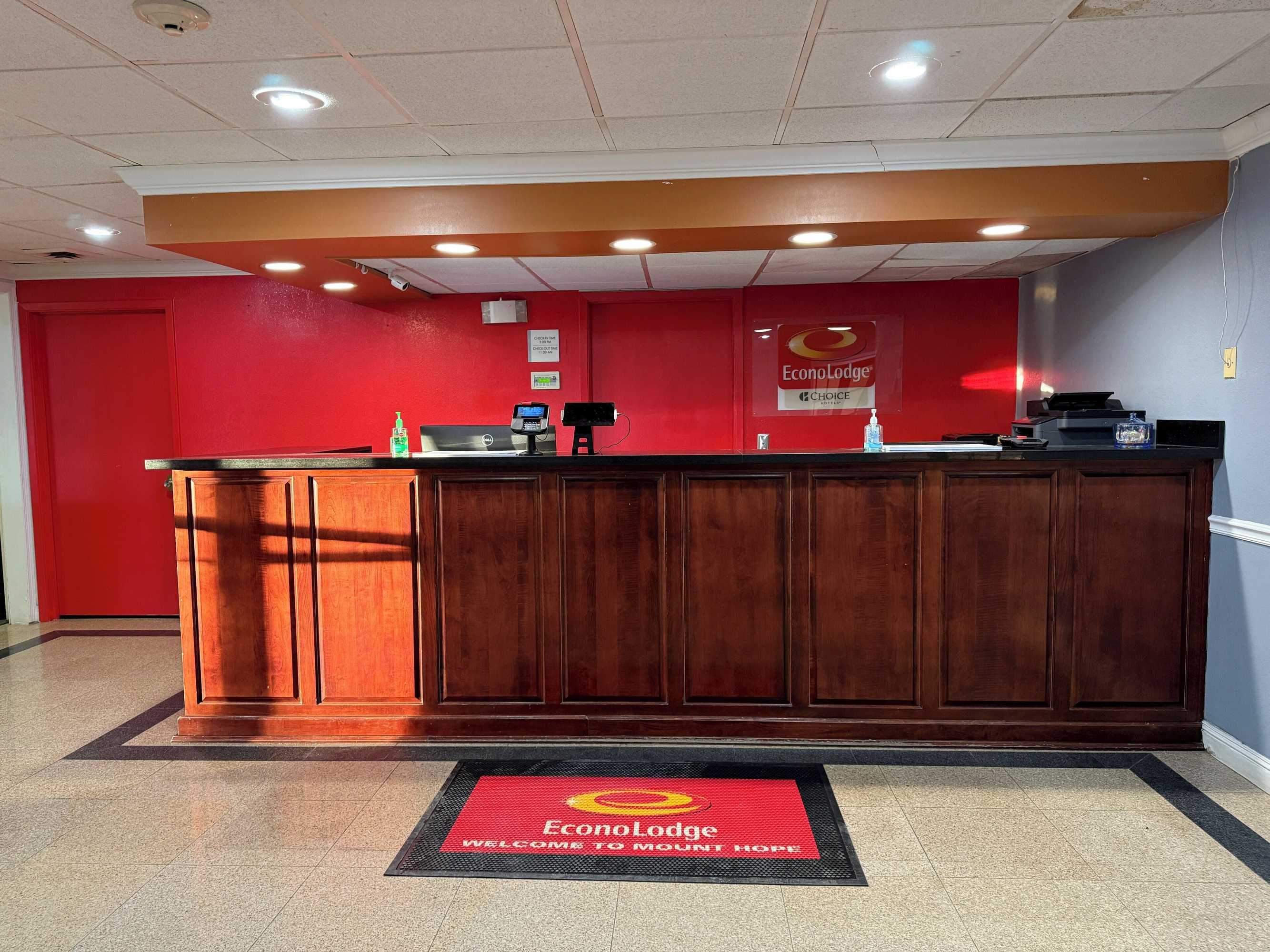 Gift card for Econo Lodge Mt. Hope - Beckley Gift card for Econo Lodge Mt. Hope - Beckley