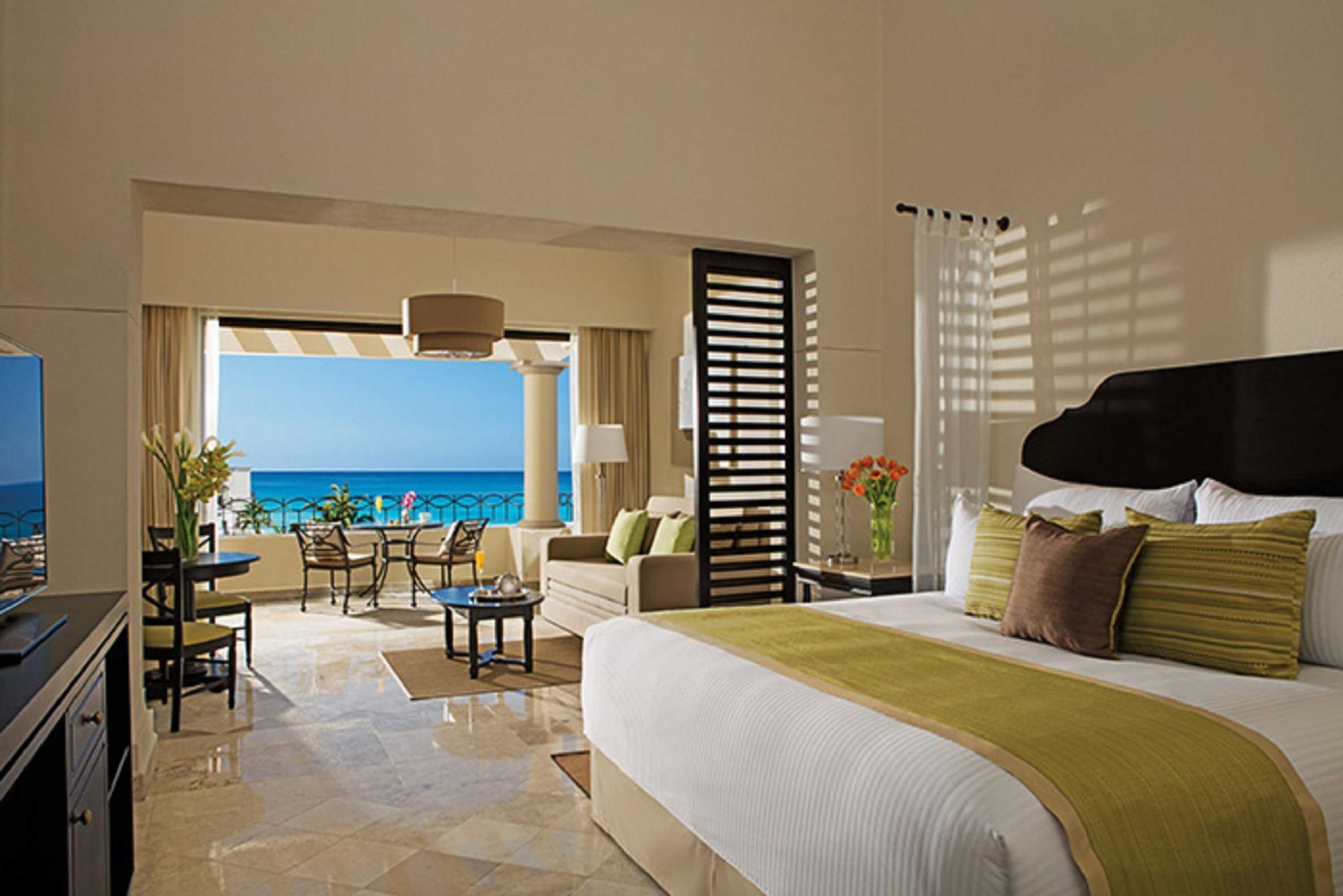 Gift card for Dreams Los Cabos Suites Golf Resort & Spa - All Inclusive Gift card for Dreams Los Cabos Suites Golf Resort & Spa - All Inclusive