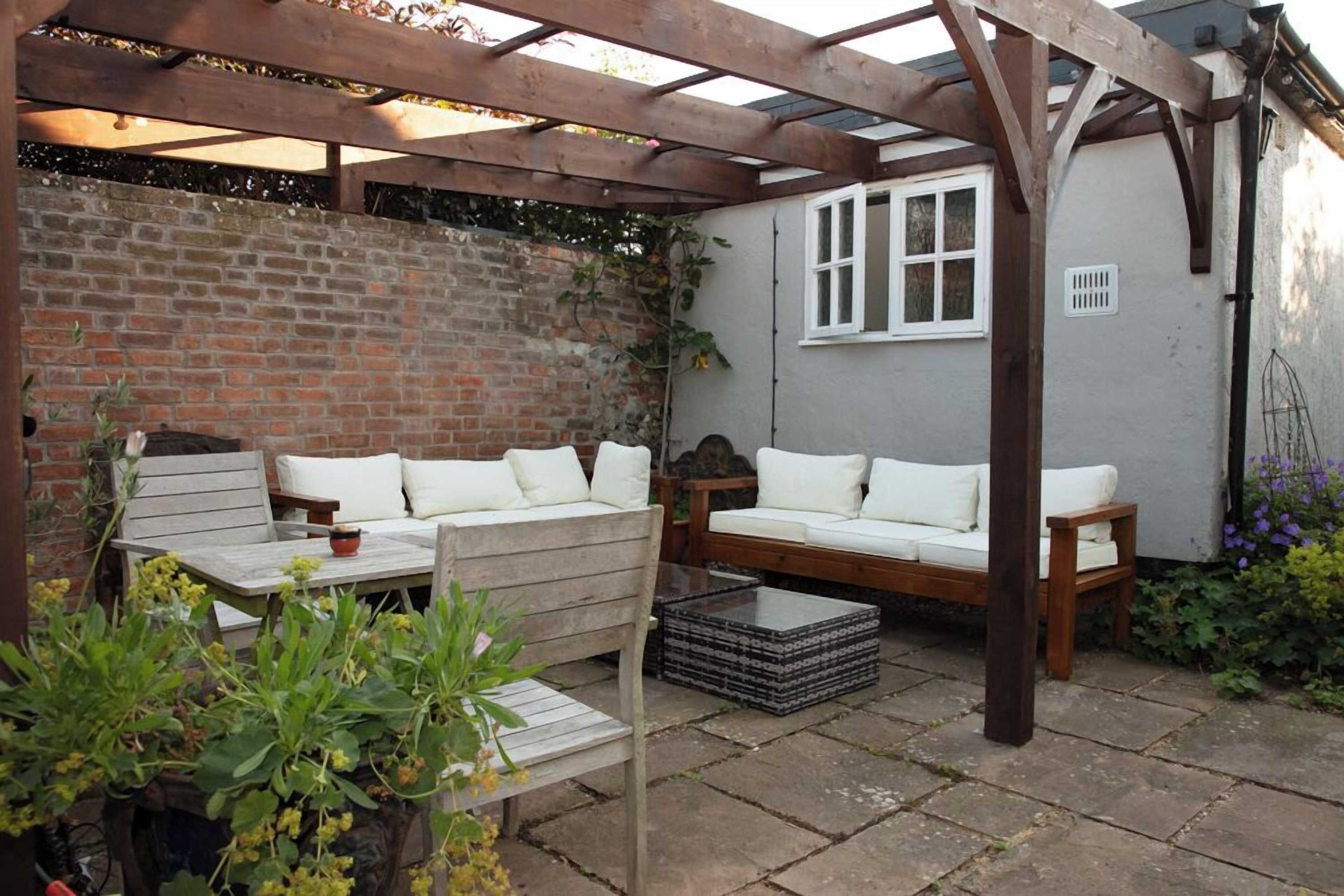 Gift card for The Pheasant Pub at Gestingthorpe Stylish Boutique Rooms in The Coach House Gift card for The Pheasant Pub at Gestingthorpe Stylish Boutique Rooms in The Coach House
