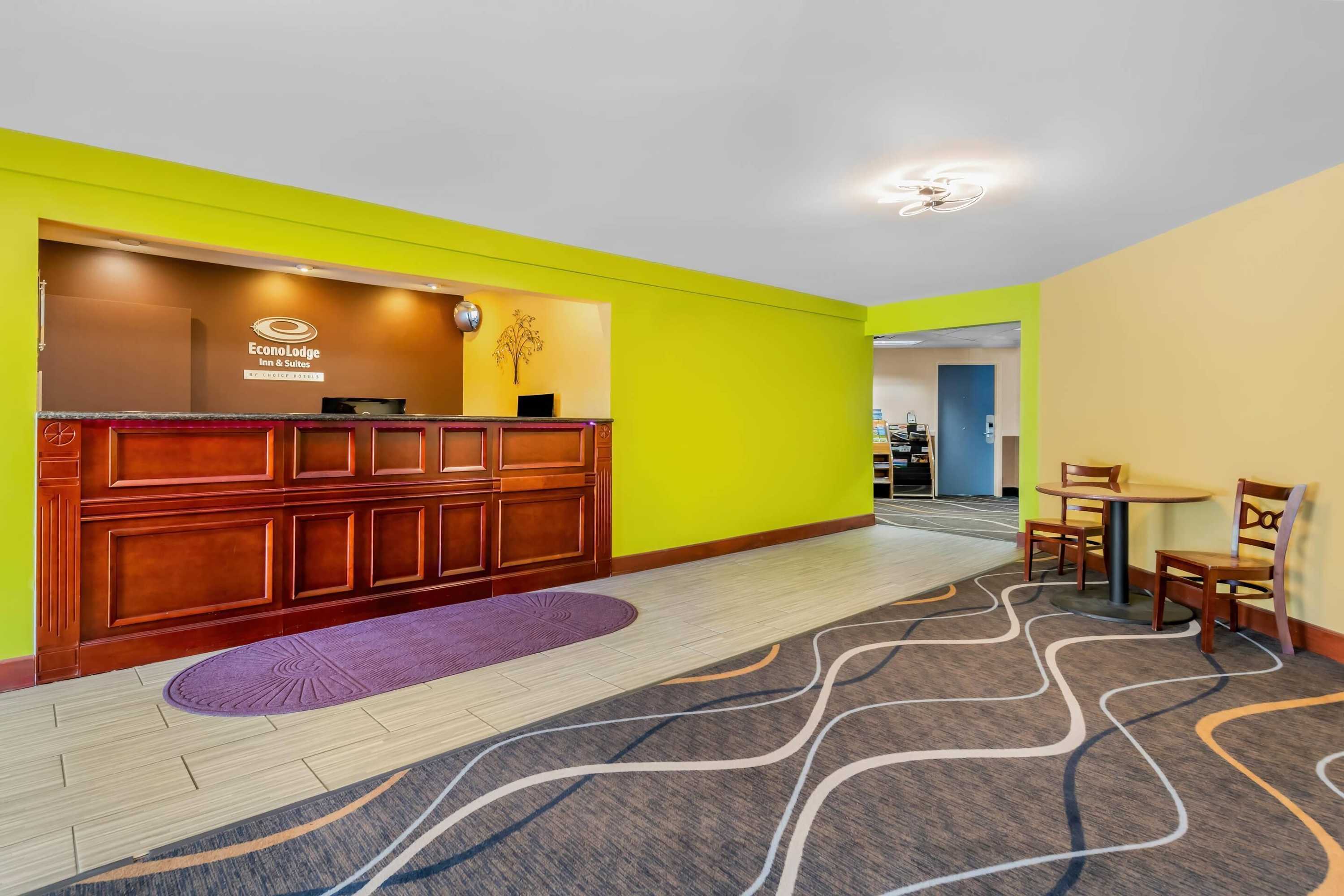 Gift card for Econo Lodge Inn & Suites Gift card for Econo Lodge Inn & Suites