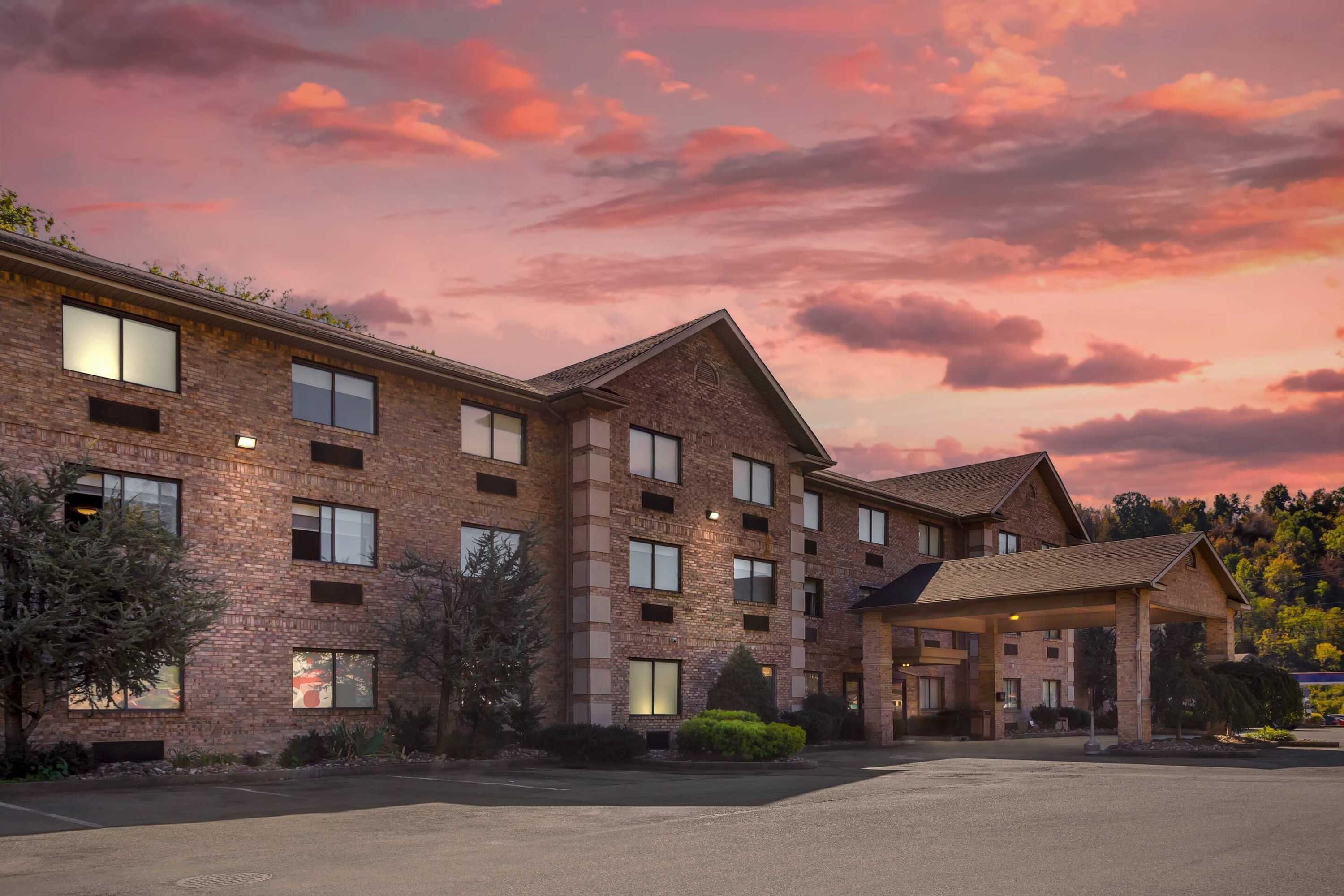 Gift card for Comfort Inn Huntington Near University Area