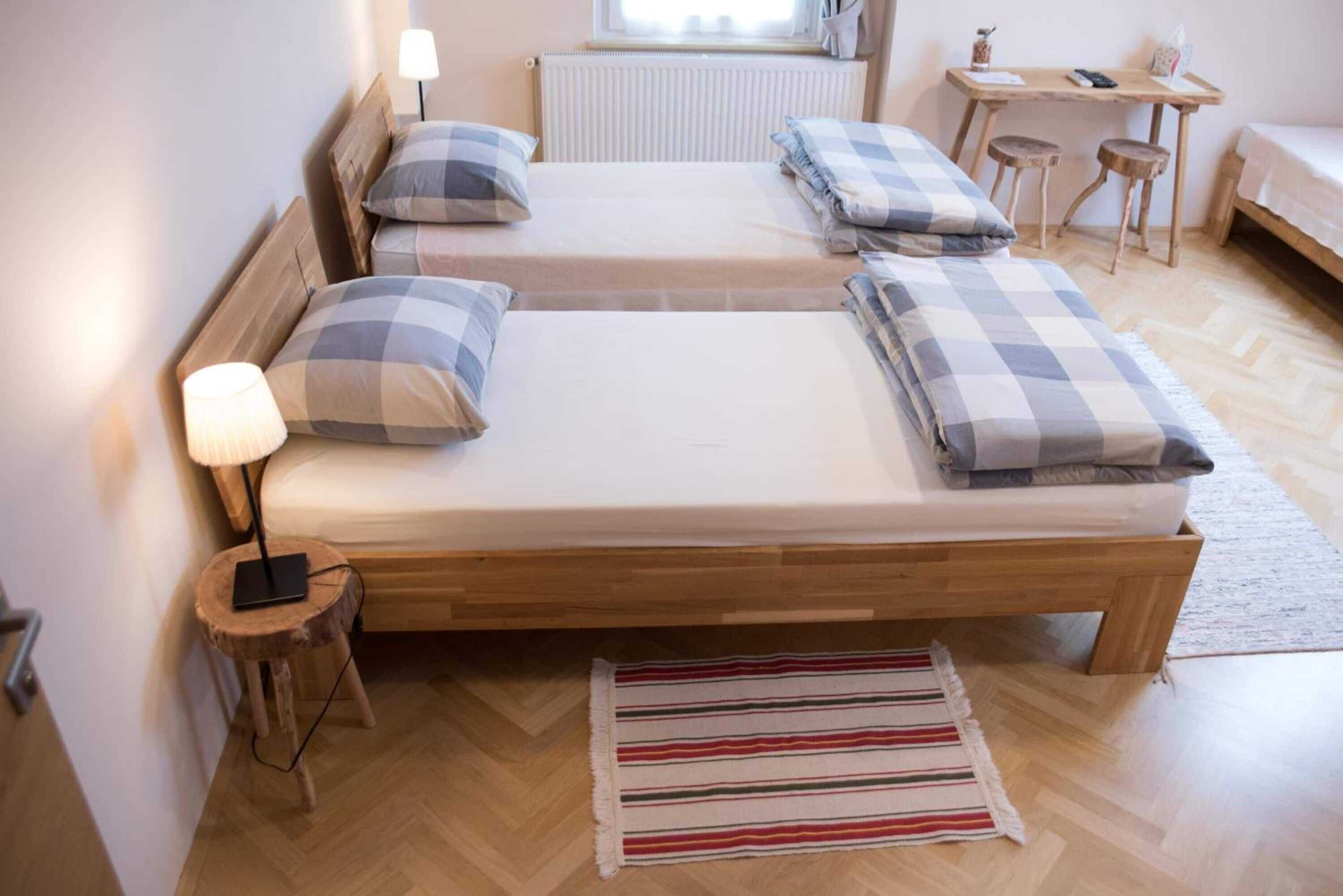 Gift card for Bed & Breakfast Dvorec - Beer Fountain & Galerija Okusov Gift card for Bed & Breakfast Dvorec - Beer Fountain & Galerija Okusov