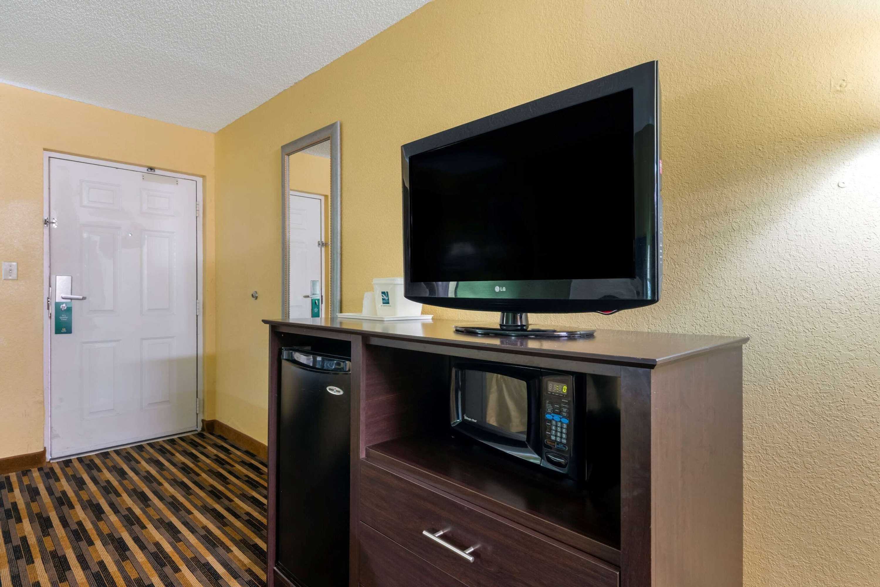 Gift card for Quality Inn & Suites Mt Dora North Gift card for Quality Inn & Suites Mt Dora North