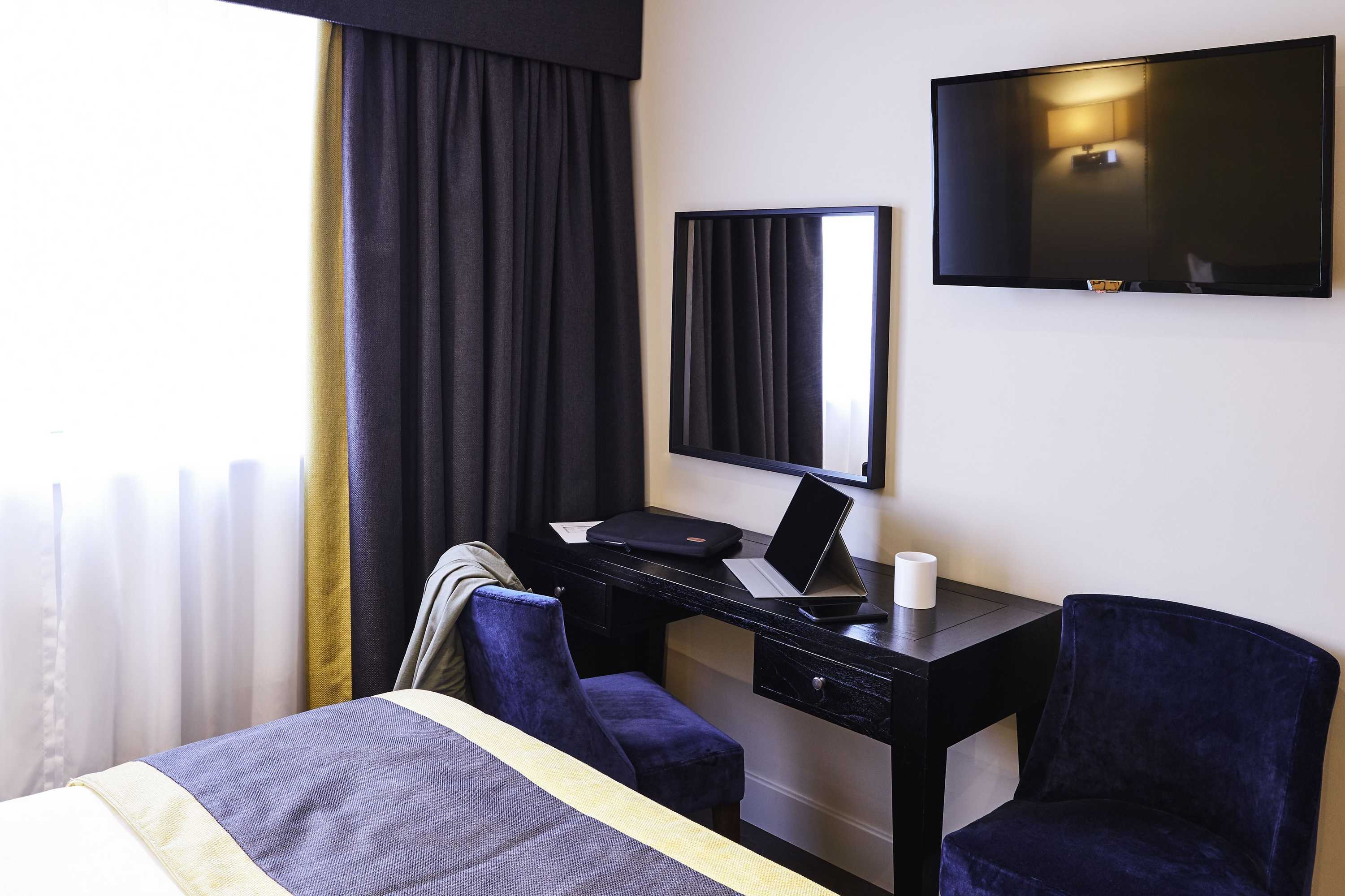 Gift card for Mercure Newbury West Grange Hotel Gift card for Mercure Newbury West Grange Hotel