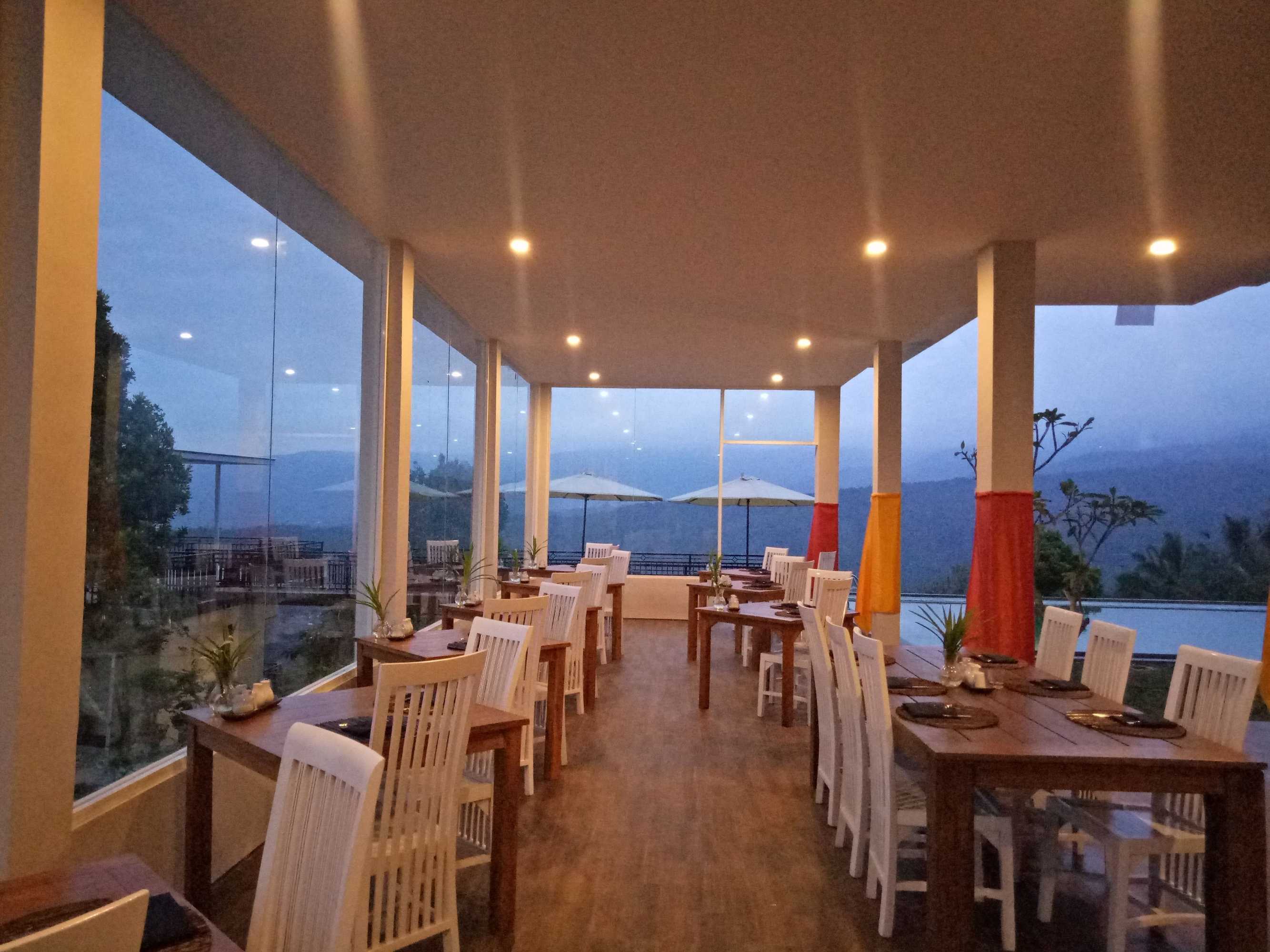 Gift card for Atres Sari Resort