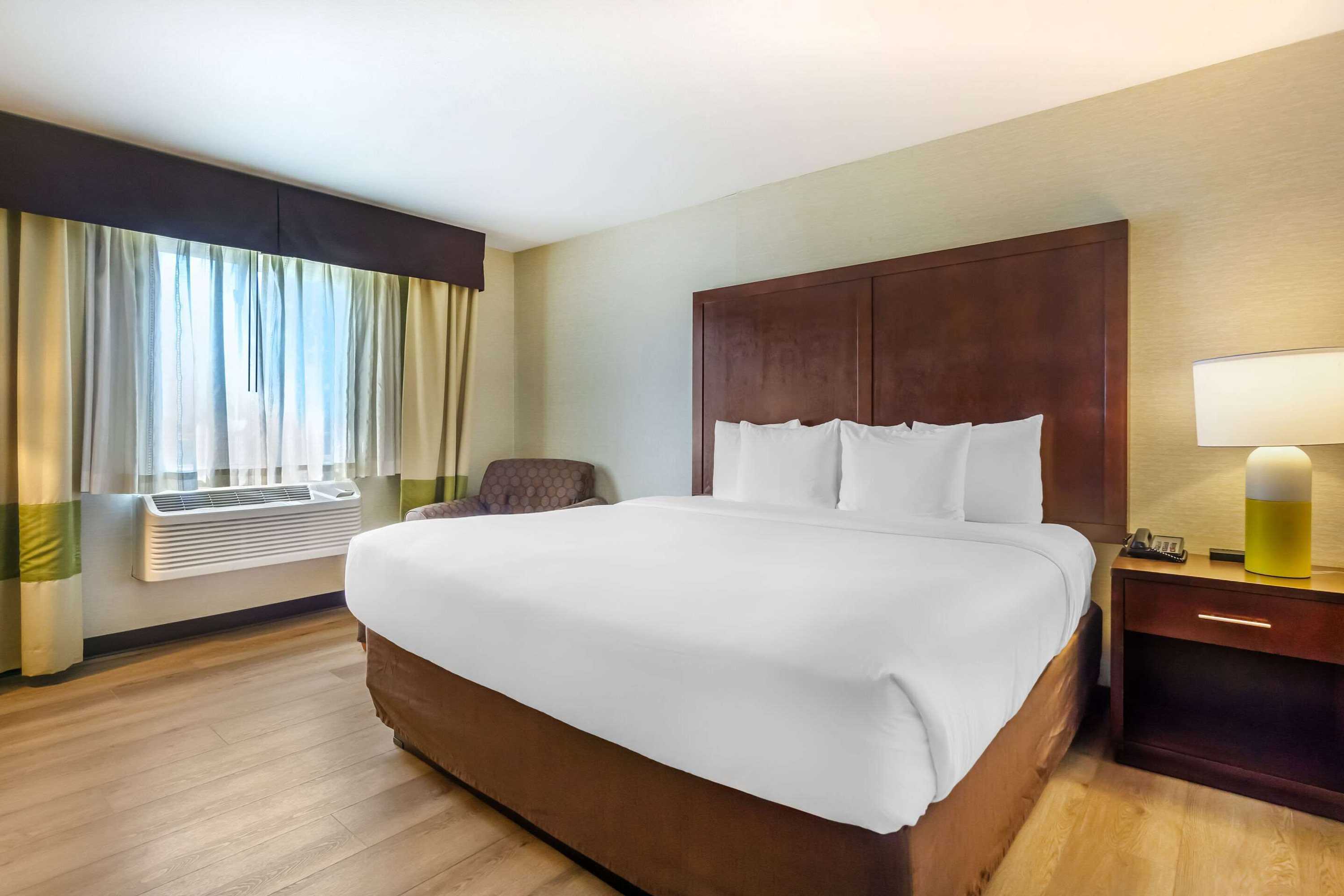 Gift card for Comfort Inn Federal Way - Seattle Gift card for Comfort Inn Federal Way - Seattle