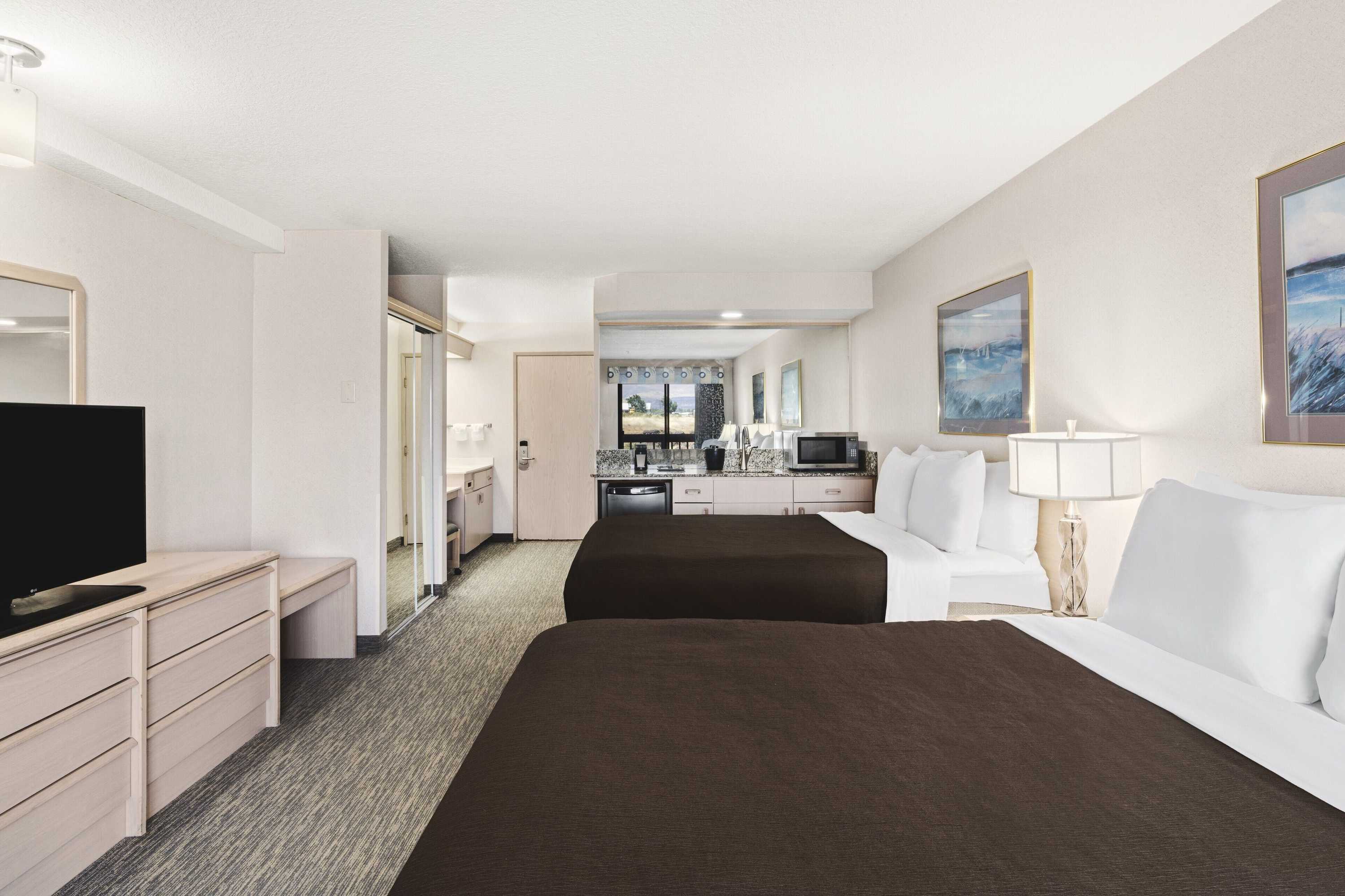 Gift card for Columbia River Hotel And Conference Center, an Ascend Collection Hotel