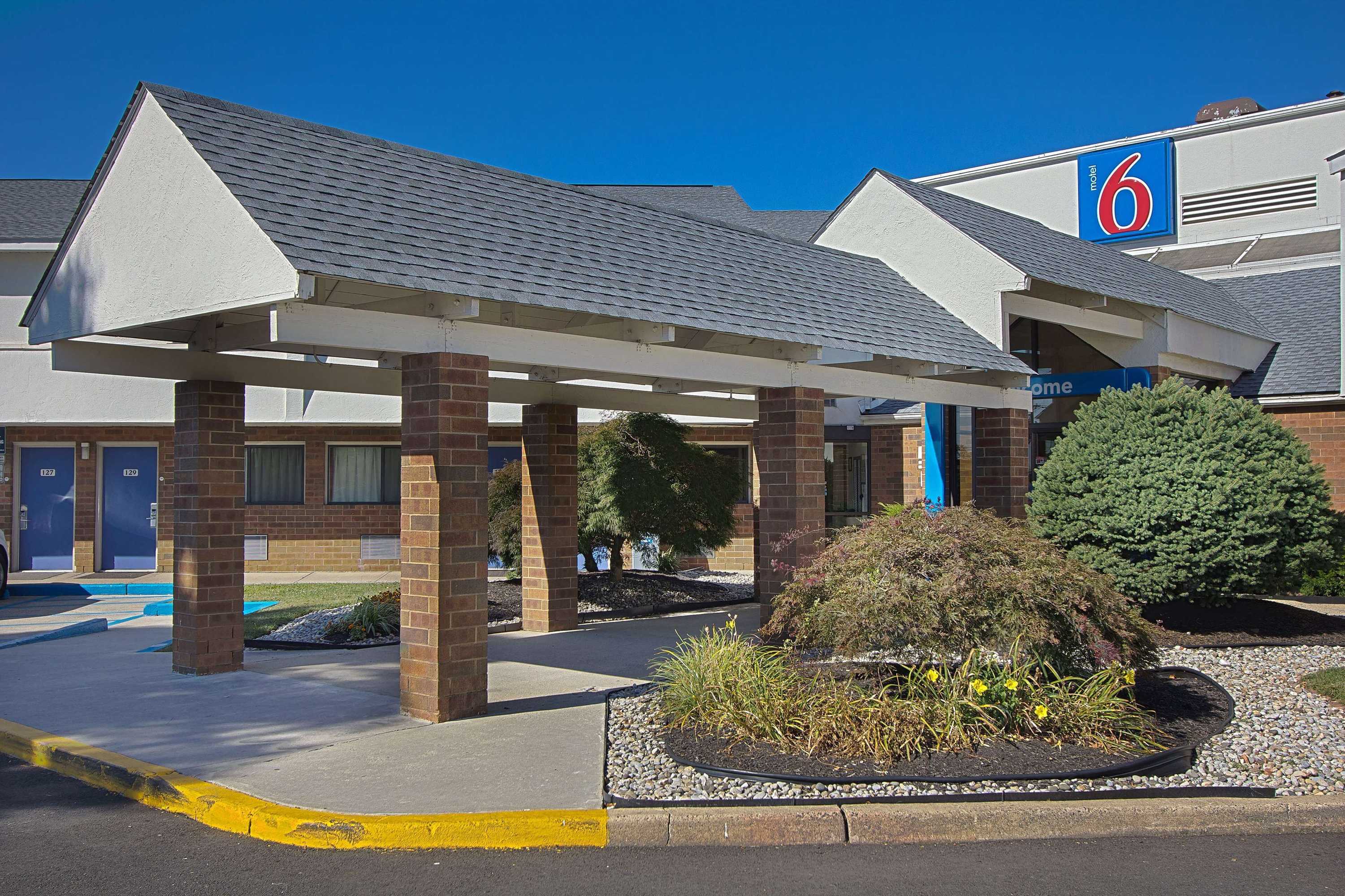 Gift card for Motel 6 Piscataway, NJ Gift card for Motel 6 Piscataway, NJ