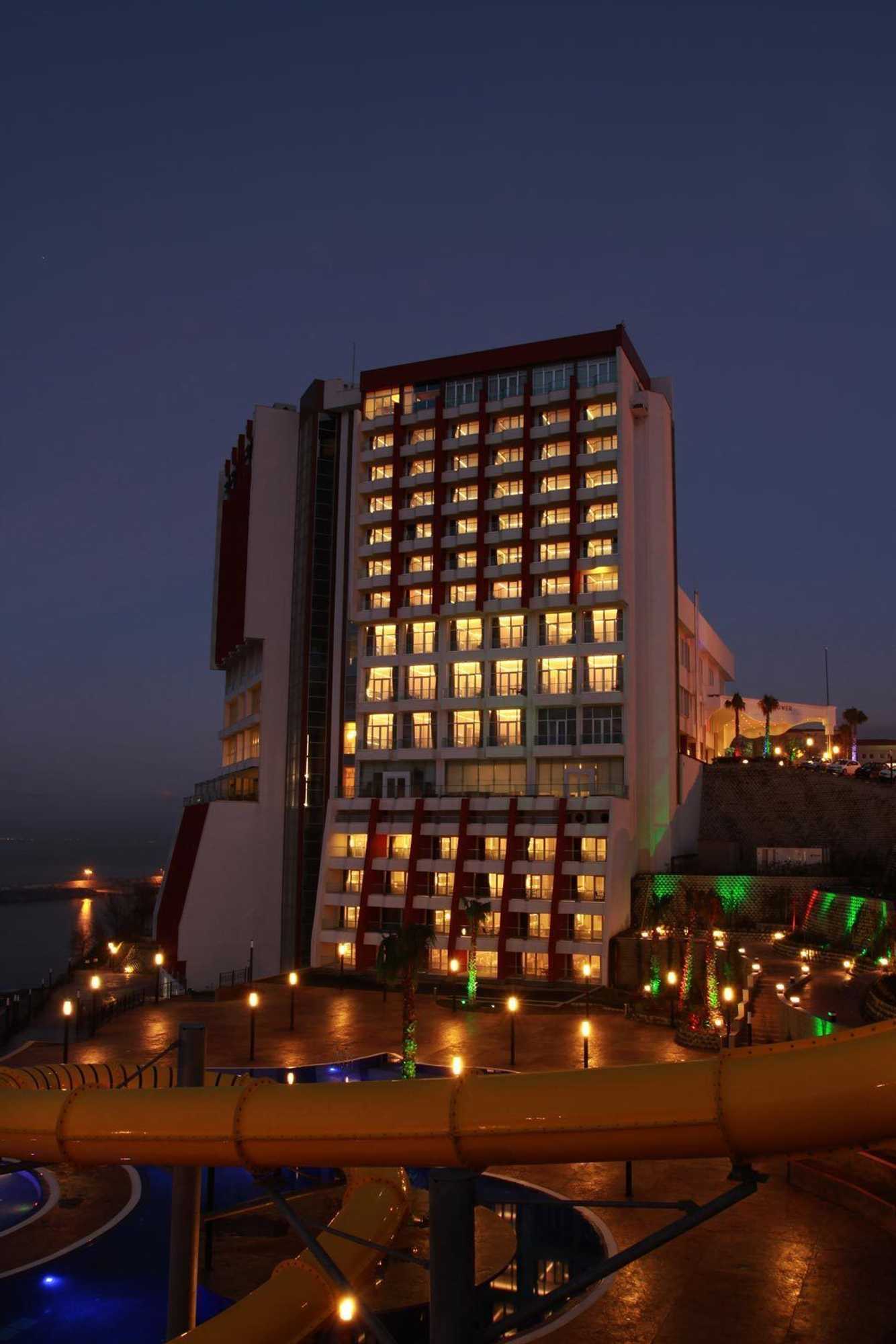 Gift card for Sky Tower Deluxe Hotel Gift card for Sky Tower Deluxe Hotel