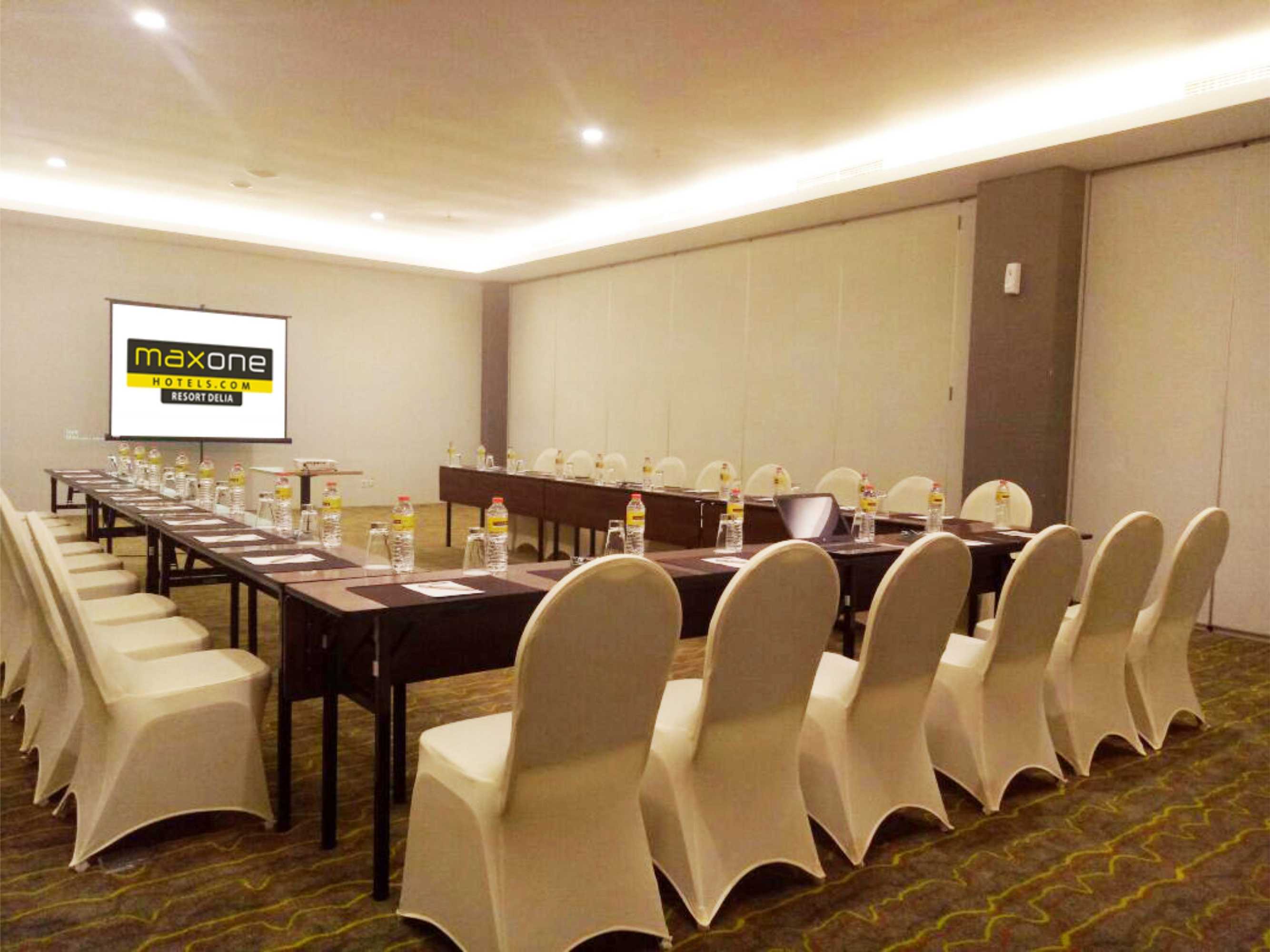 Gift card for Maxonehotels.com Resort Makassar Gift card for Maxonehotels.com Resort Makassar