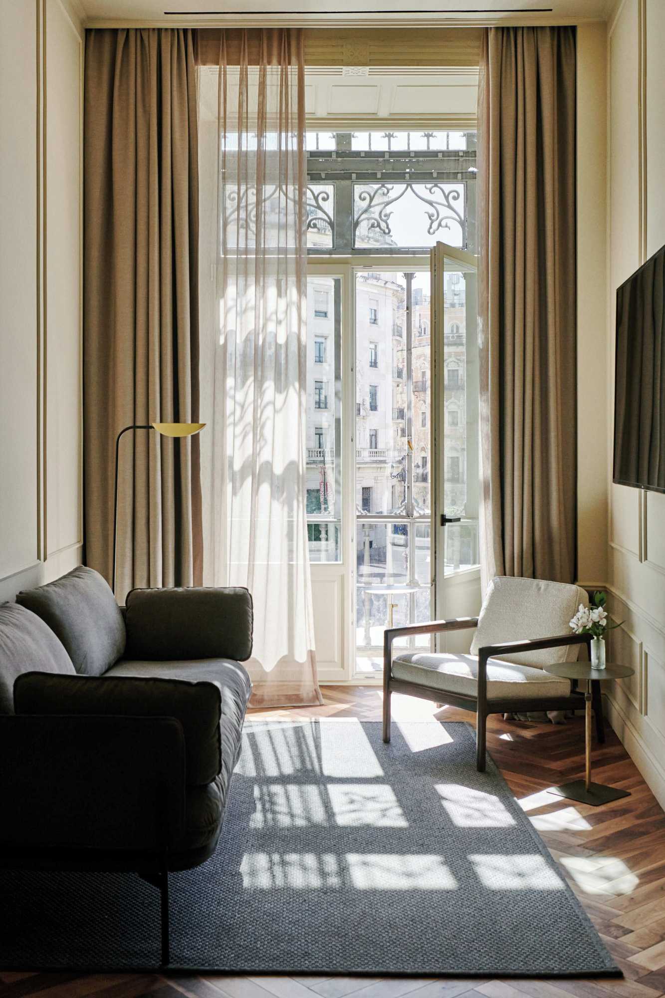Gift card for Mercer Plaza Sevilla 5 GL Gift card for Mercer Plaza Sevilla 5 GL
