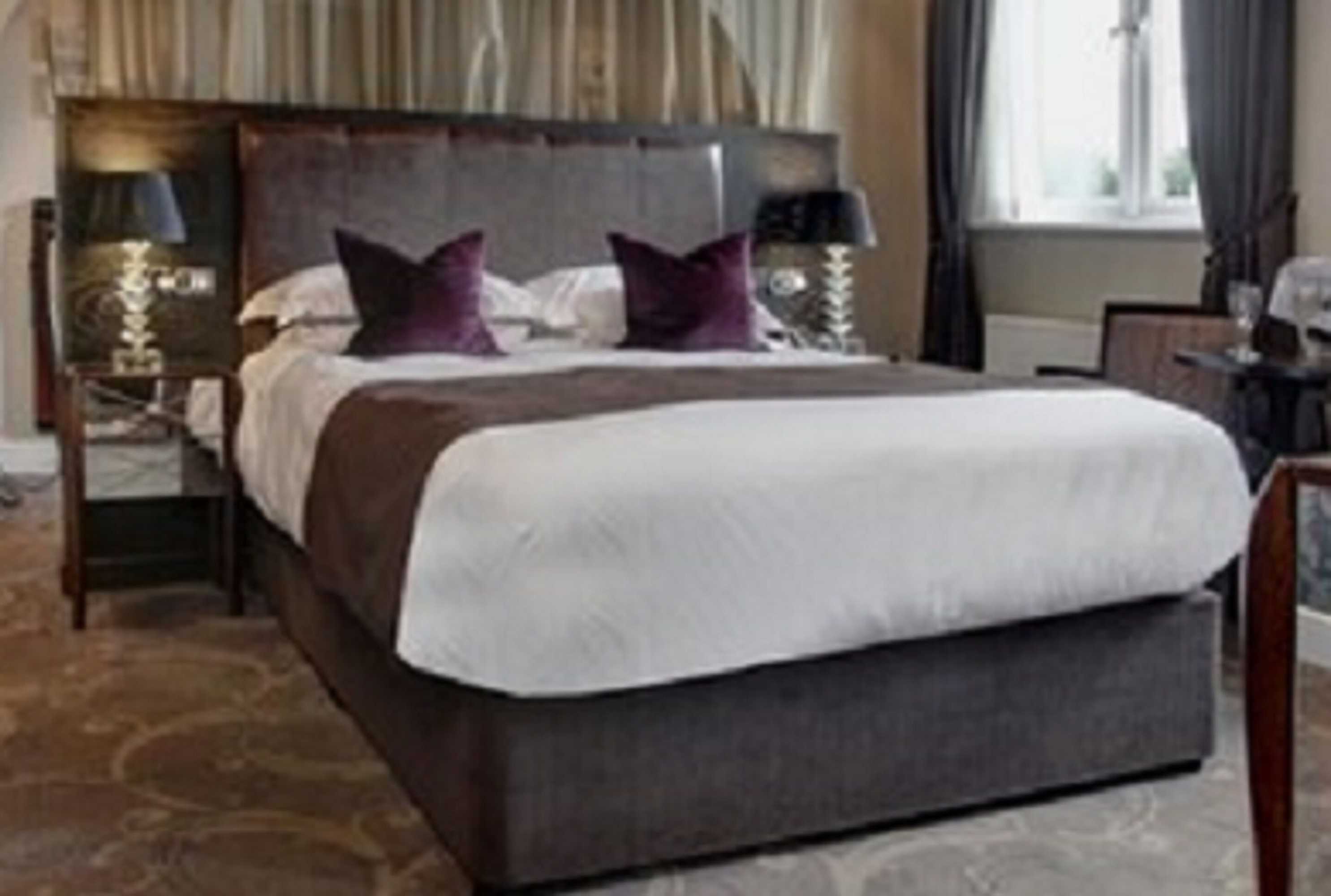 Gift card for Ivy Hill Hotel Gift card for Ivy Hill Hotel
