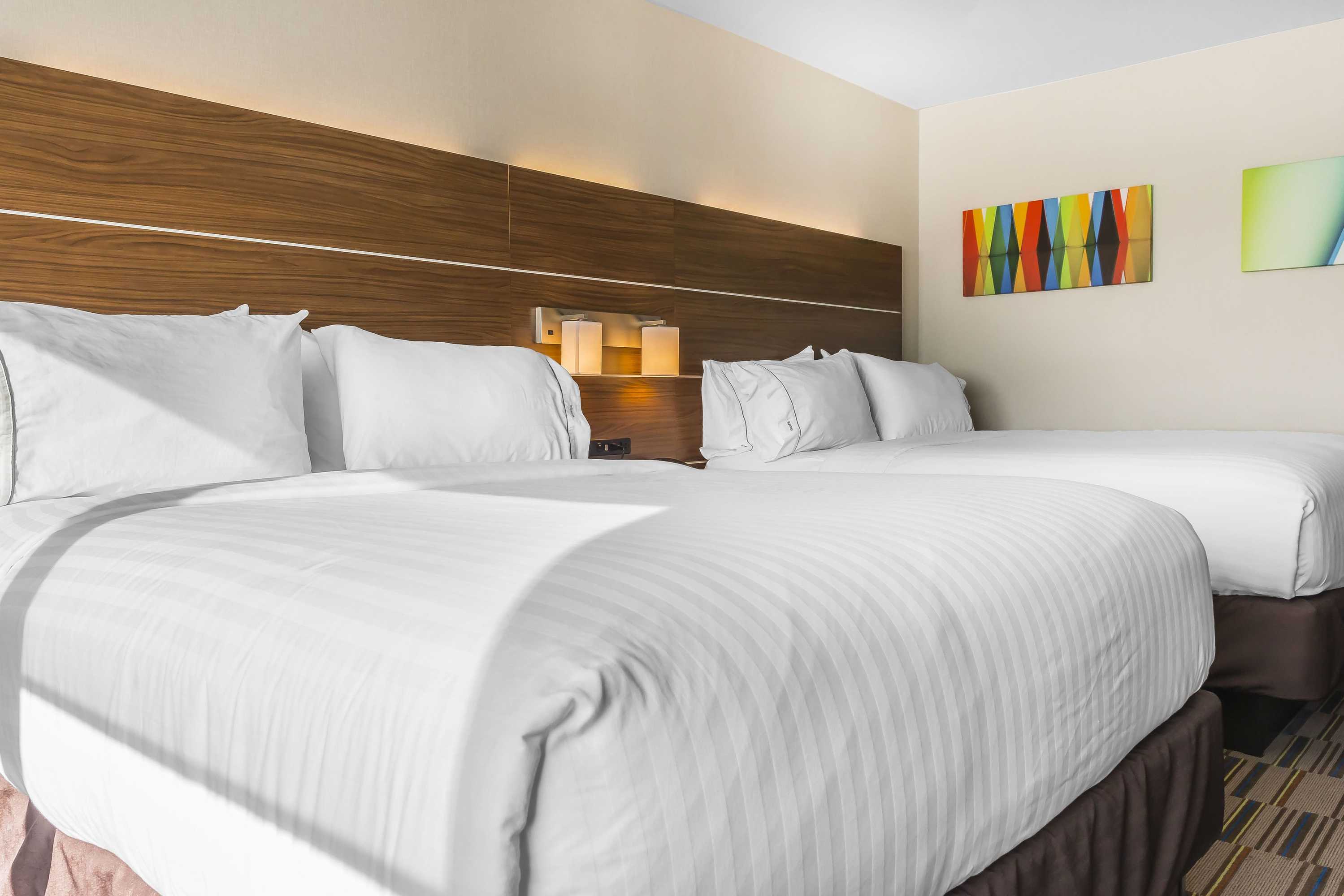 Gift card for Holiday Inn Express & Suites Clarion by Ihg Gift card for Holiday Inn Express & Suites Clarion by Ihg