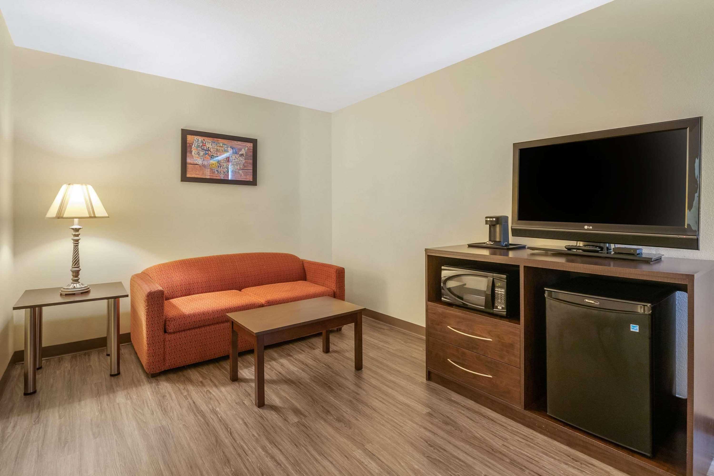 Gift card for Econo Lodge Inn & Suites Fairgrounds Gift card for Econo Lodge Inn & Suites Fairgrounds