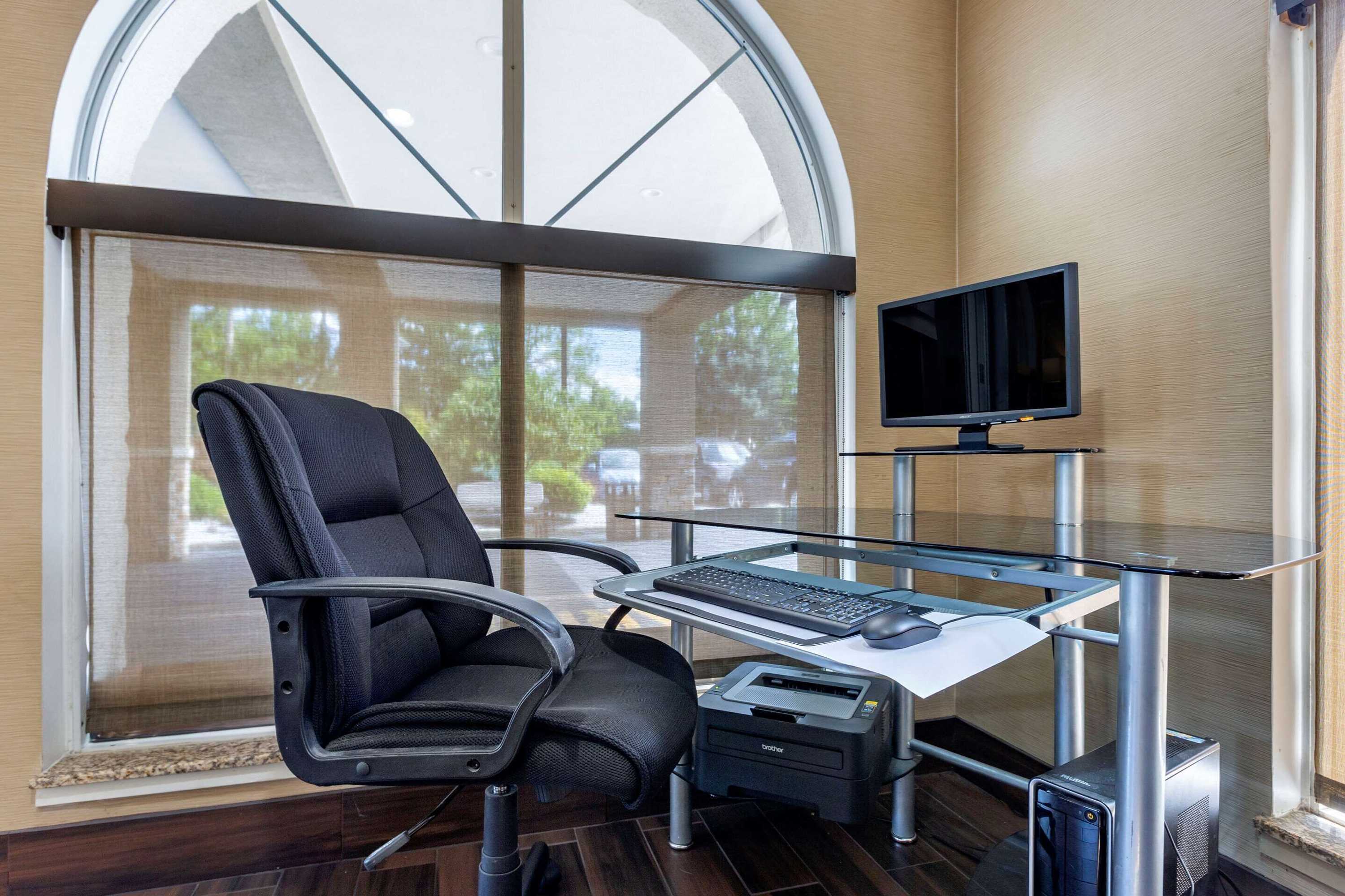 Gift card for Comfort Inn Edison - New Brunswick