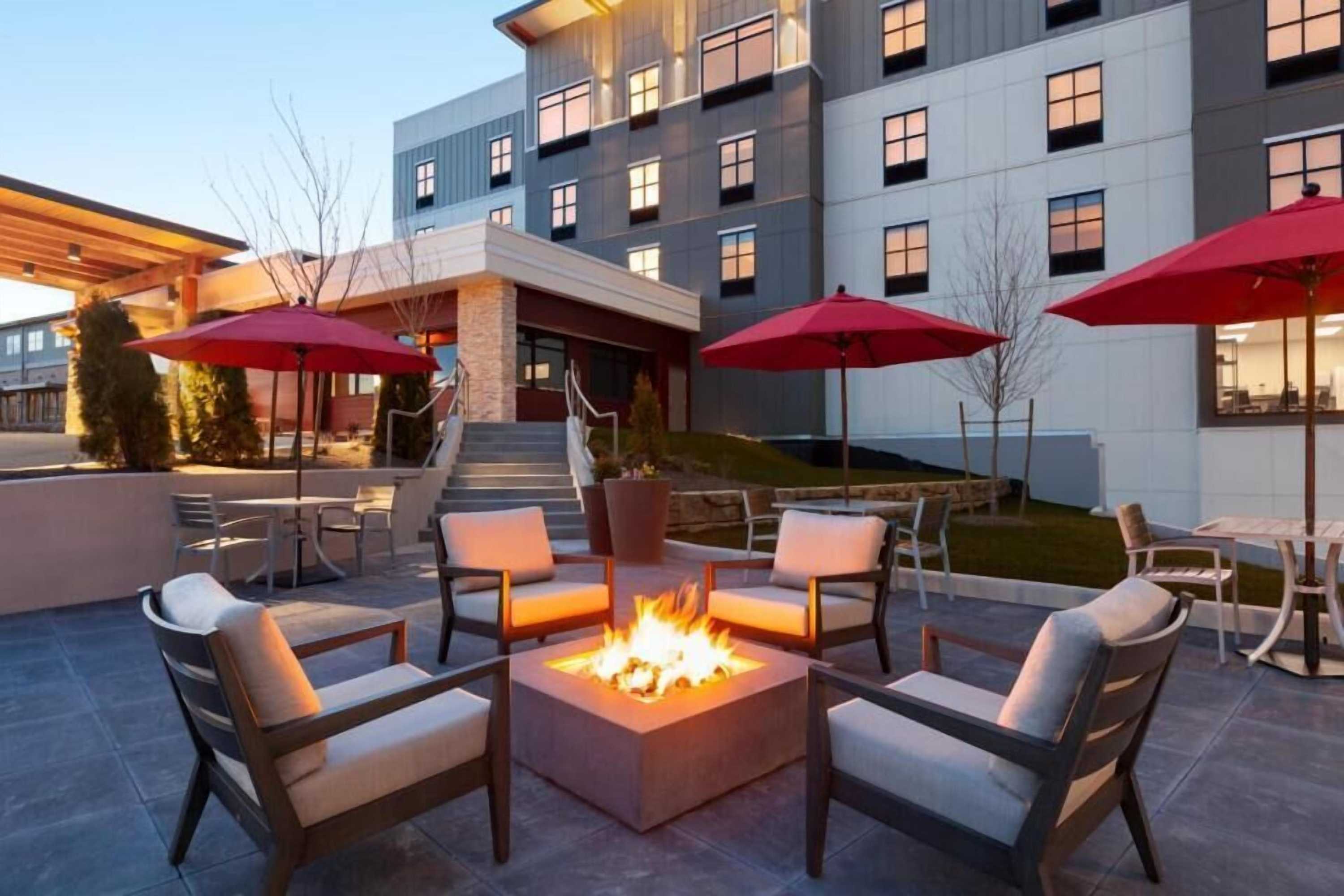 Gift card for Snoqualmie Inn by Hotel America Gift card for Snoqualmie Inn by Hotel America