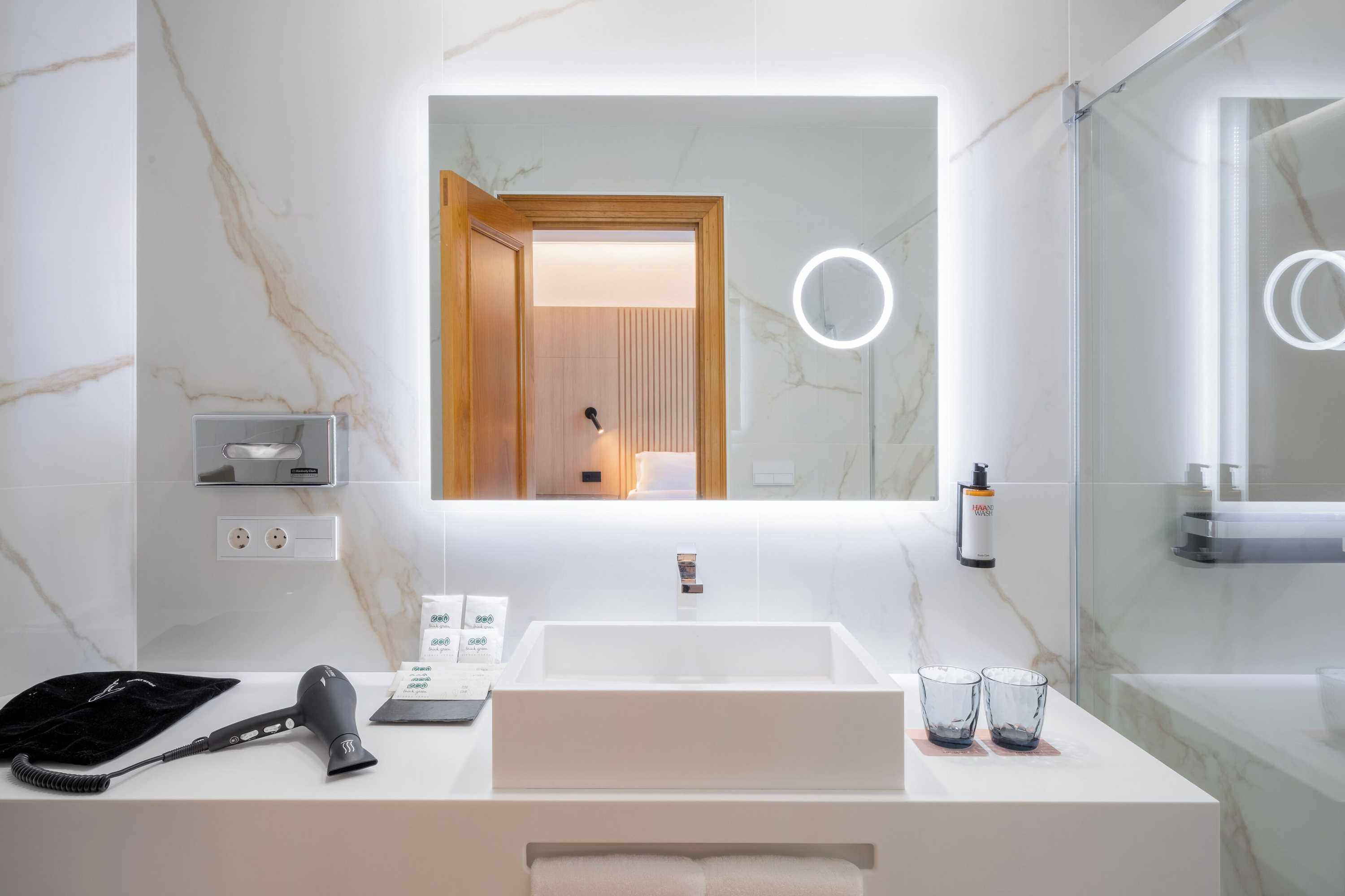 Gift card for Hotel Vigo Los Galeones, Affiliated by Meliá