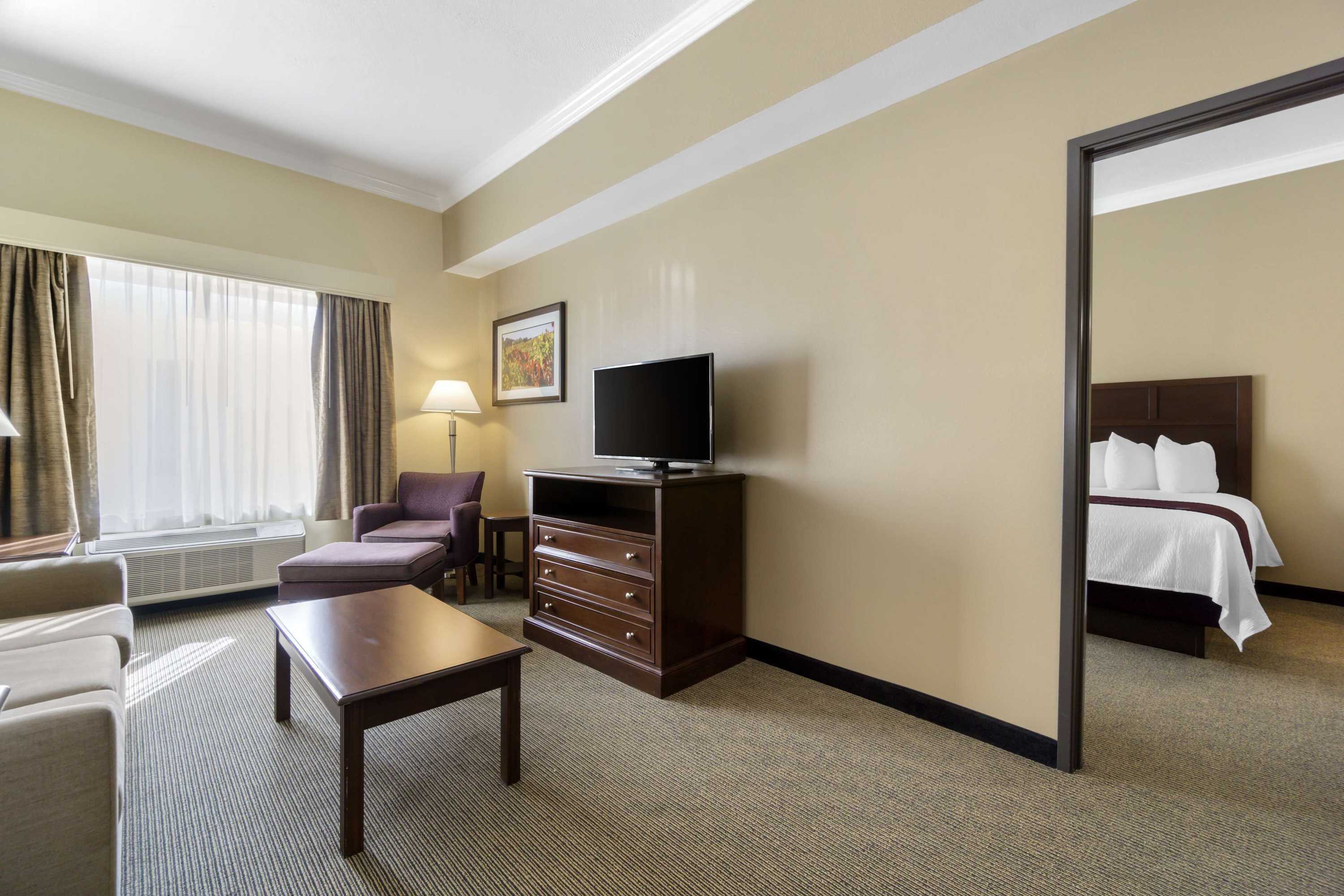 Gift card for Best Western Plus Grapevine Inn Gift card for Best Western Plus Grapevine Inn