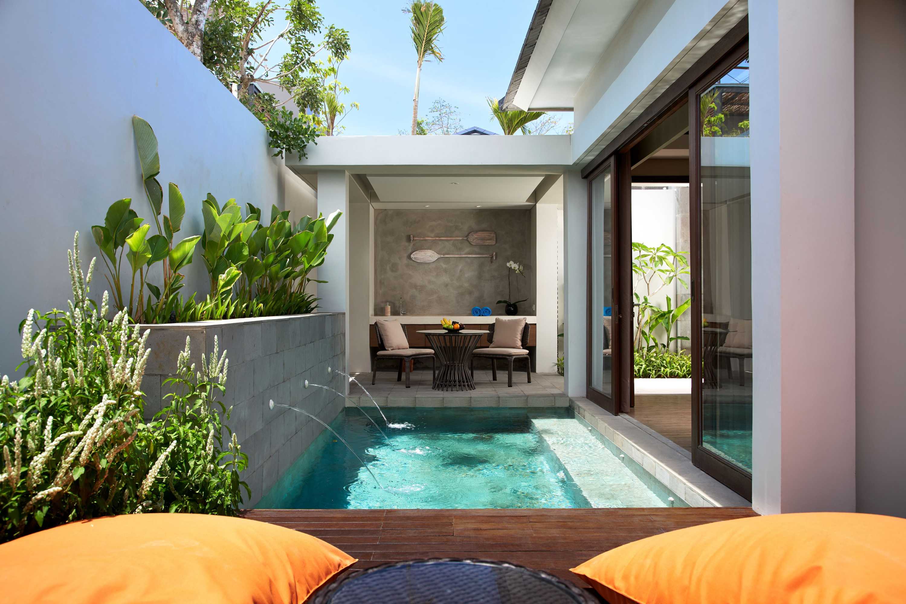 Gift card for Cross Bali Breakers Resort Gift card for Cross Bali Breakers Resort