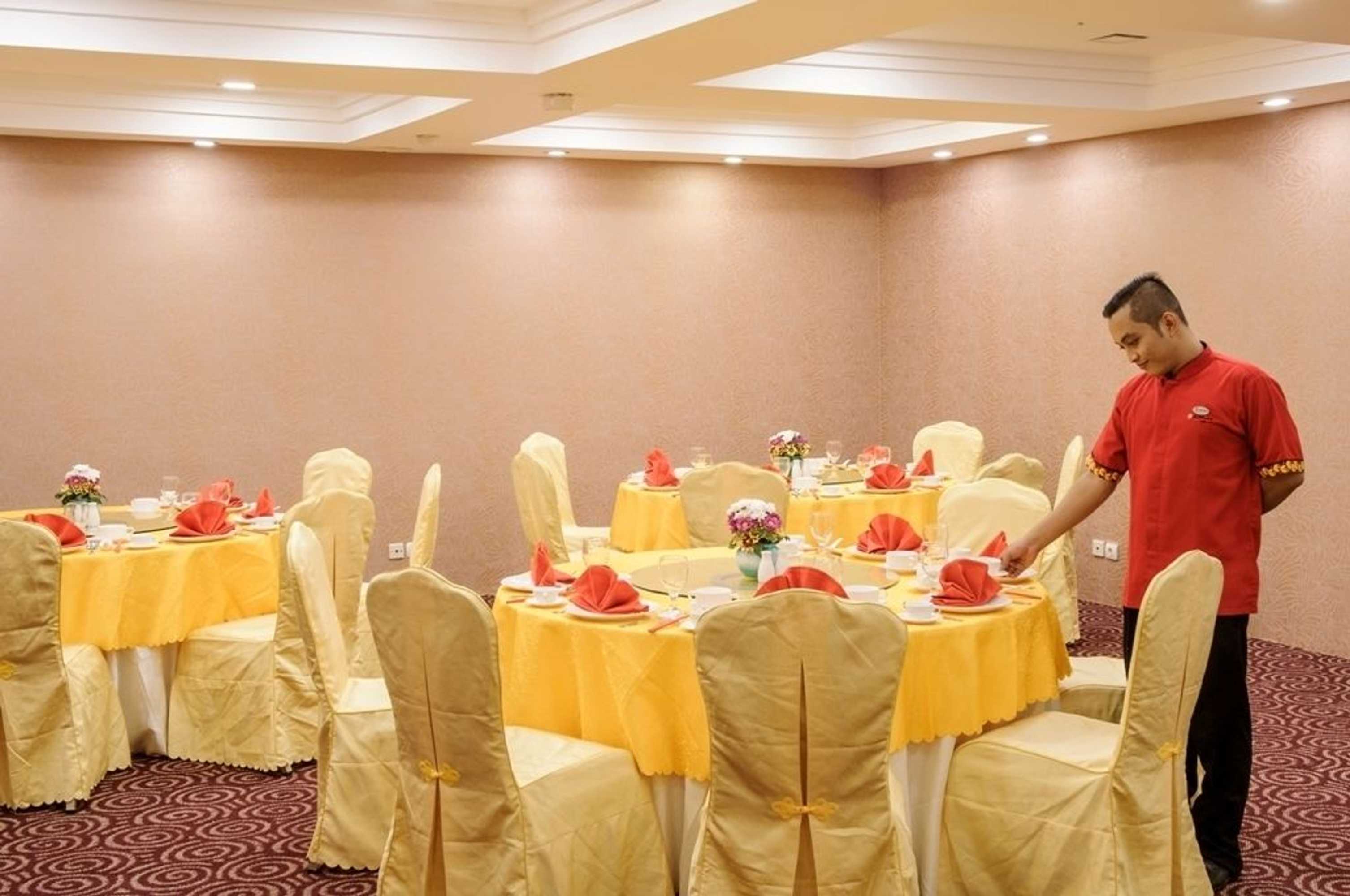 Gift card for @hom Hotel Kudus by Horison Group Gift card for @hom Hotel Kudus by Horison Group