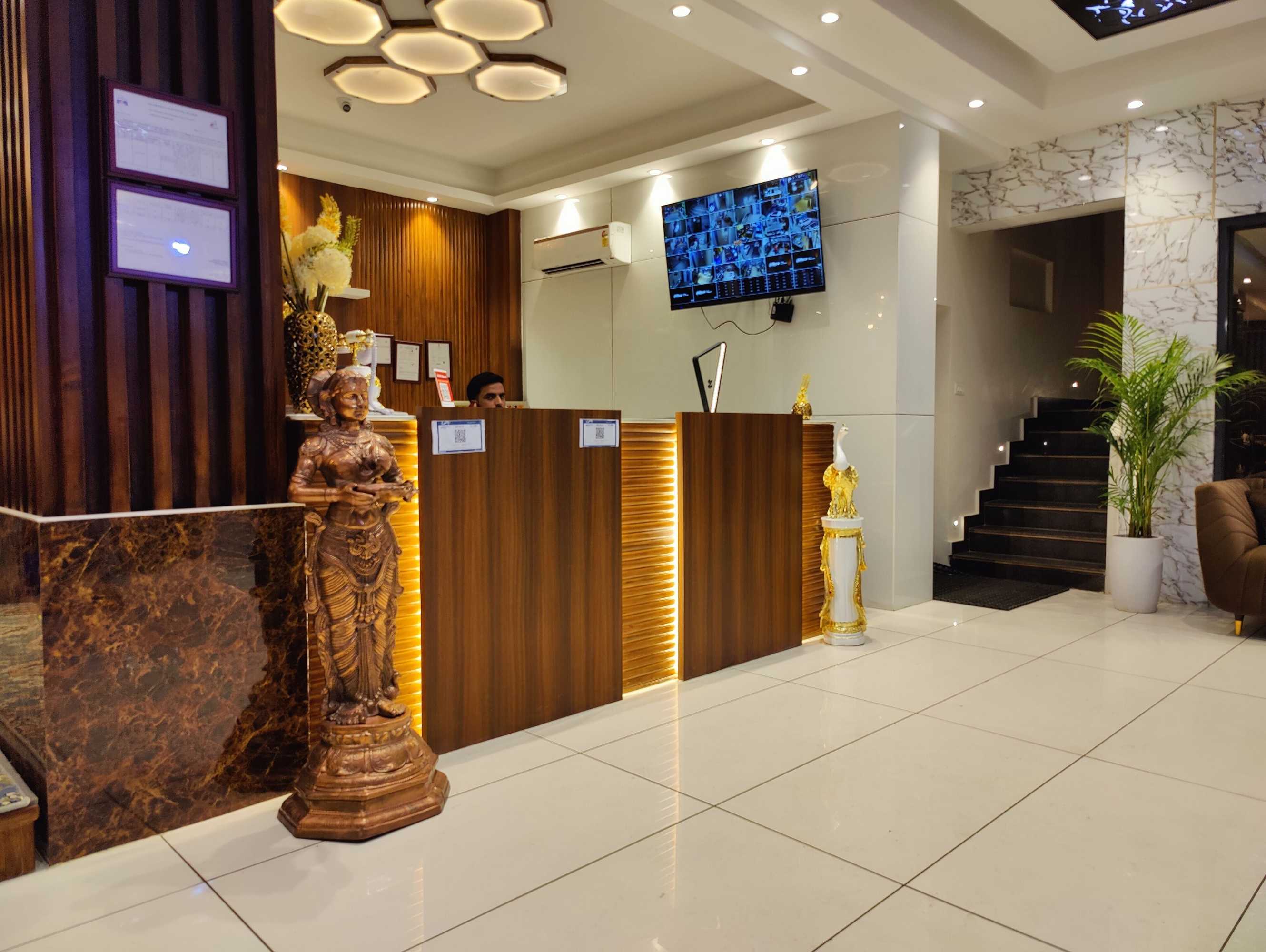 Gift card for Hotel Mandi Heights - Bar, Fine Dining & Banquet Hall Gift card for Hotel Mandi Heights - Bar, Fine Dining & Banquet Hall