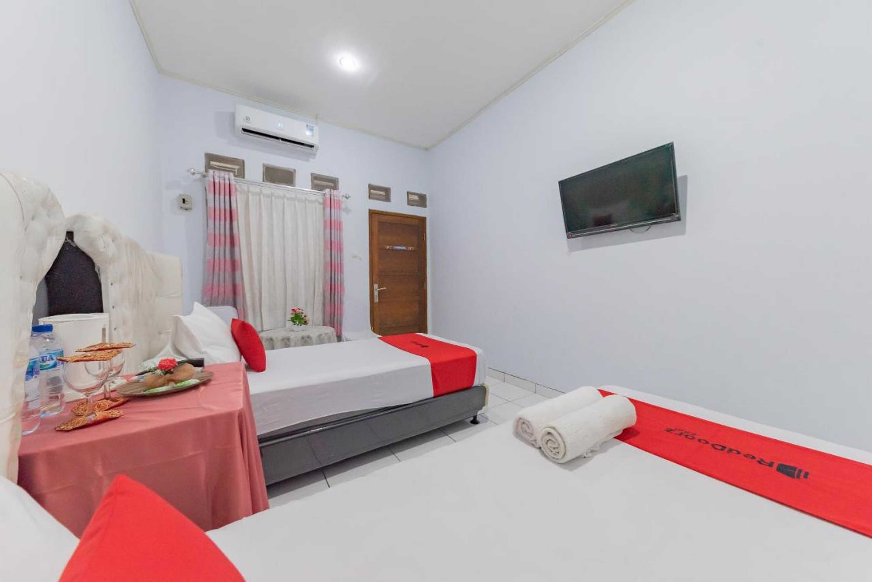 Gift card for Reddoorz Syariah Near Alun Alun Sumedang