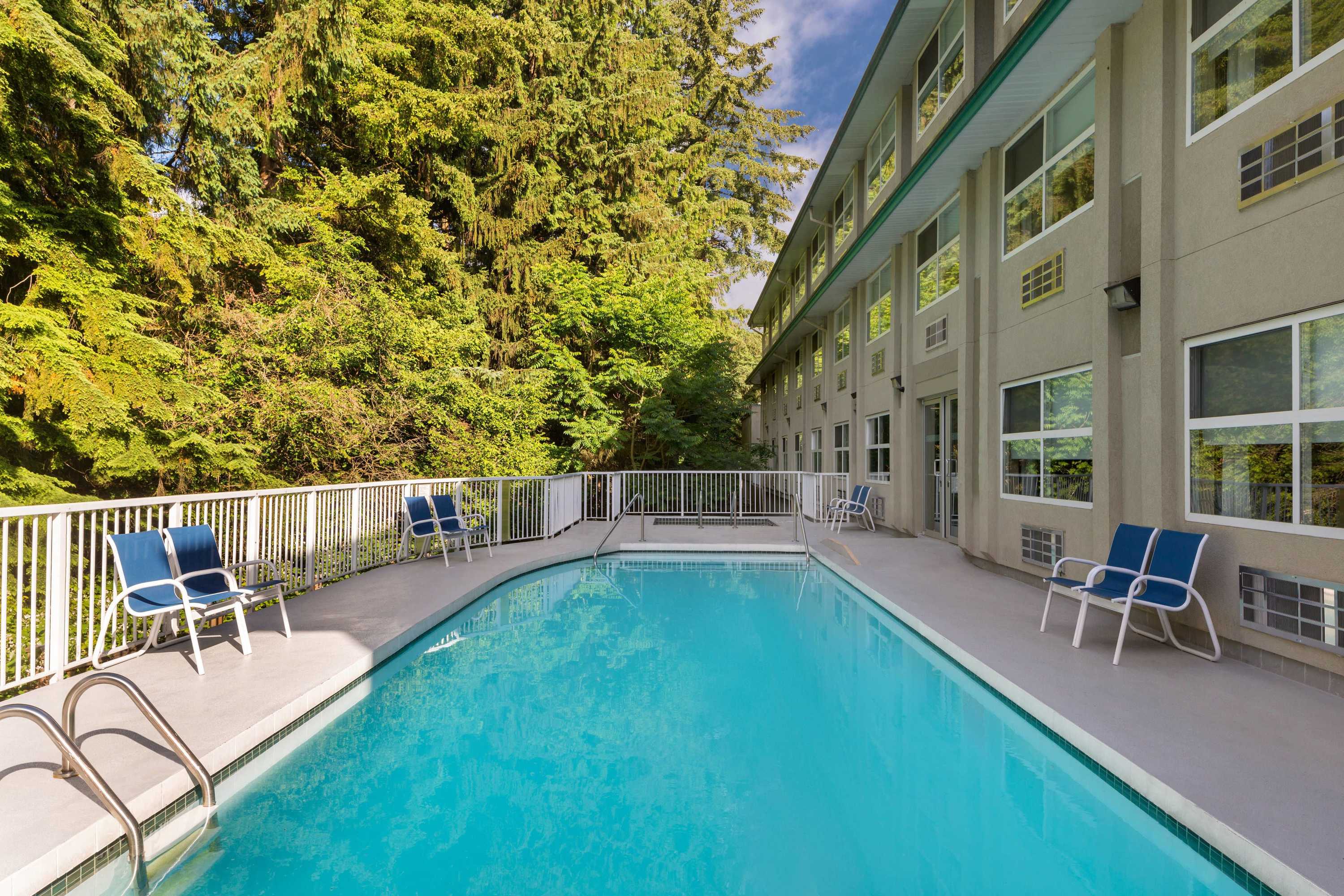 Gift card for Four Points by Sheraton Surrey Gift card for Four Points by Sheraton Surrey
