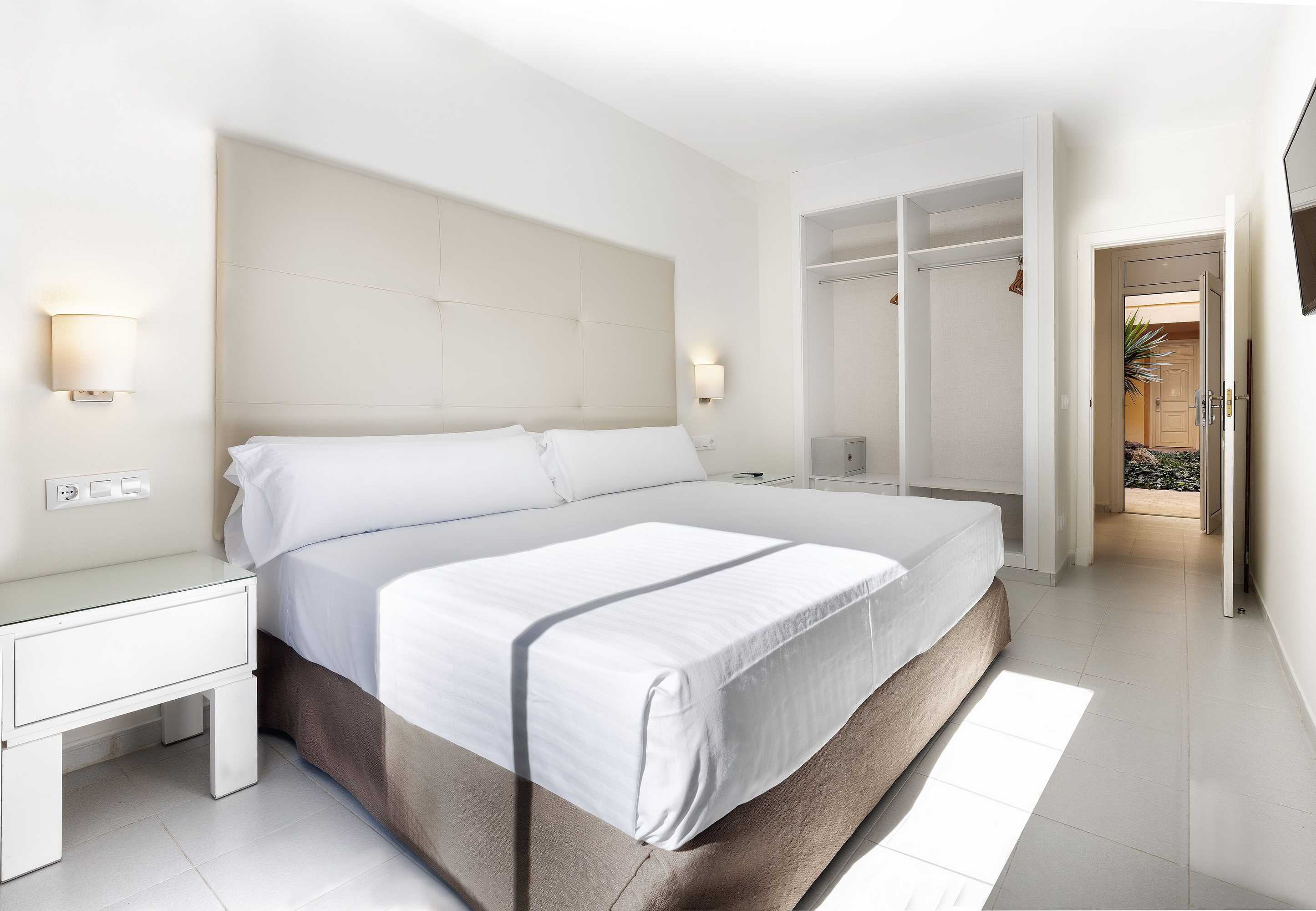 Gift card for Sol Sancti Petri Apartamentos Gift card for Sol Sancti Petri Apartamentos