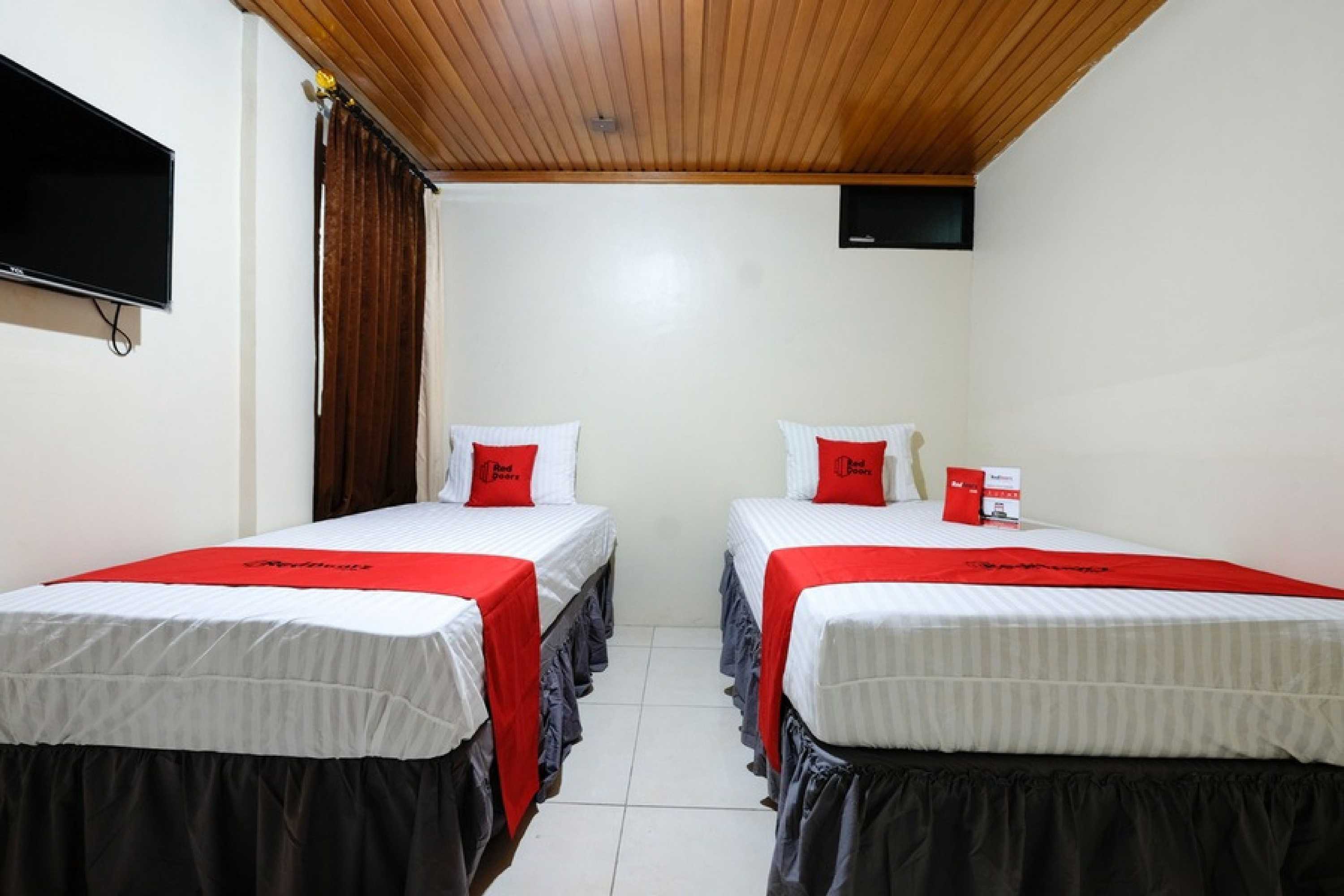 Gift card for Reddoorz Near Universitas Diponegoro Semarang Gift card for Reddoorz Near Universitas Diponegoro Semarang